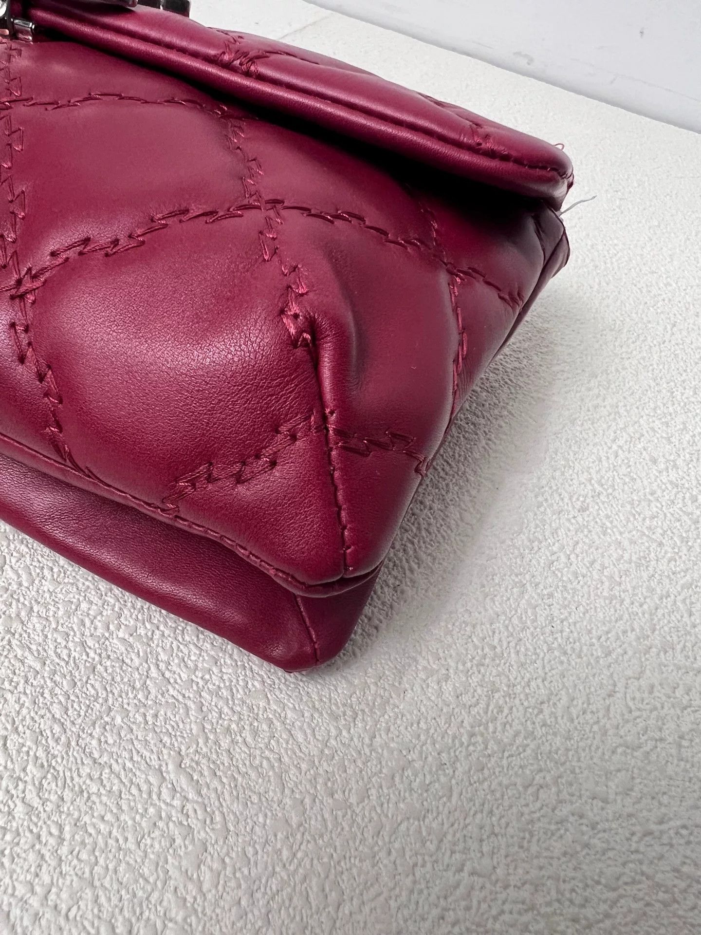 Chanel Pre-loved Bag Very good condition Size ONE SIZE - 3 Thumbnail