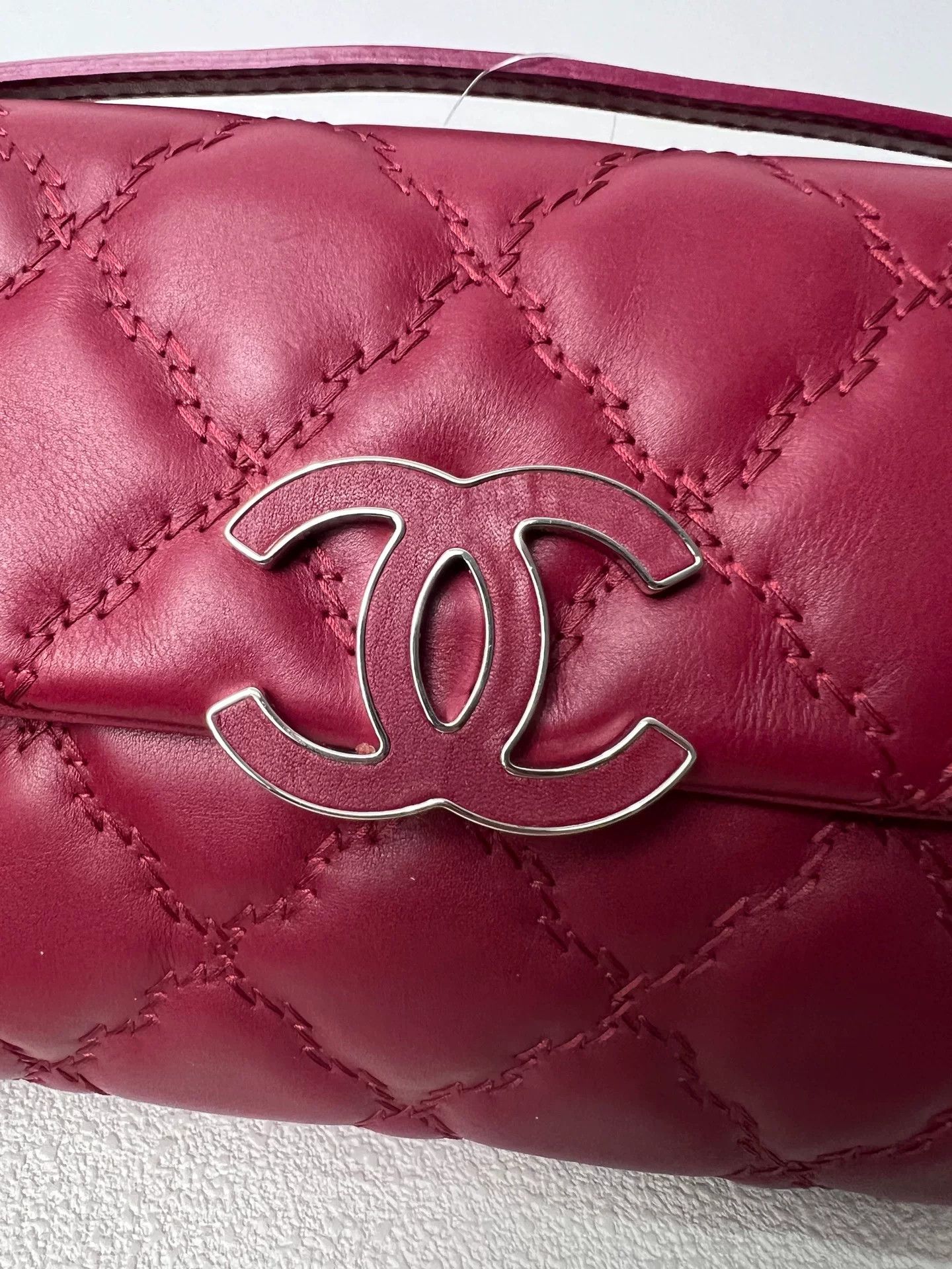 Chanel Pre-loved Bag Very good condition Size ONE SIZE - 6 Thumbnail
