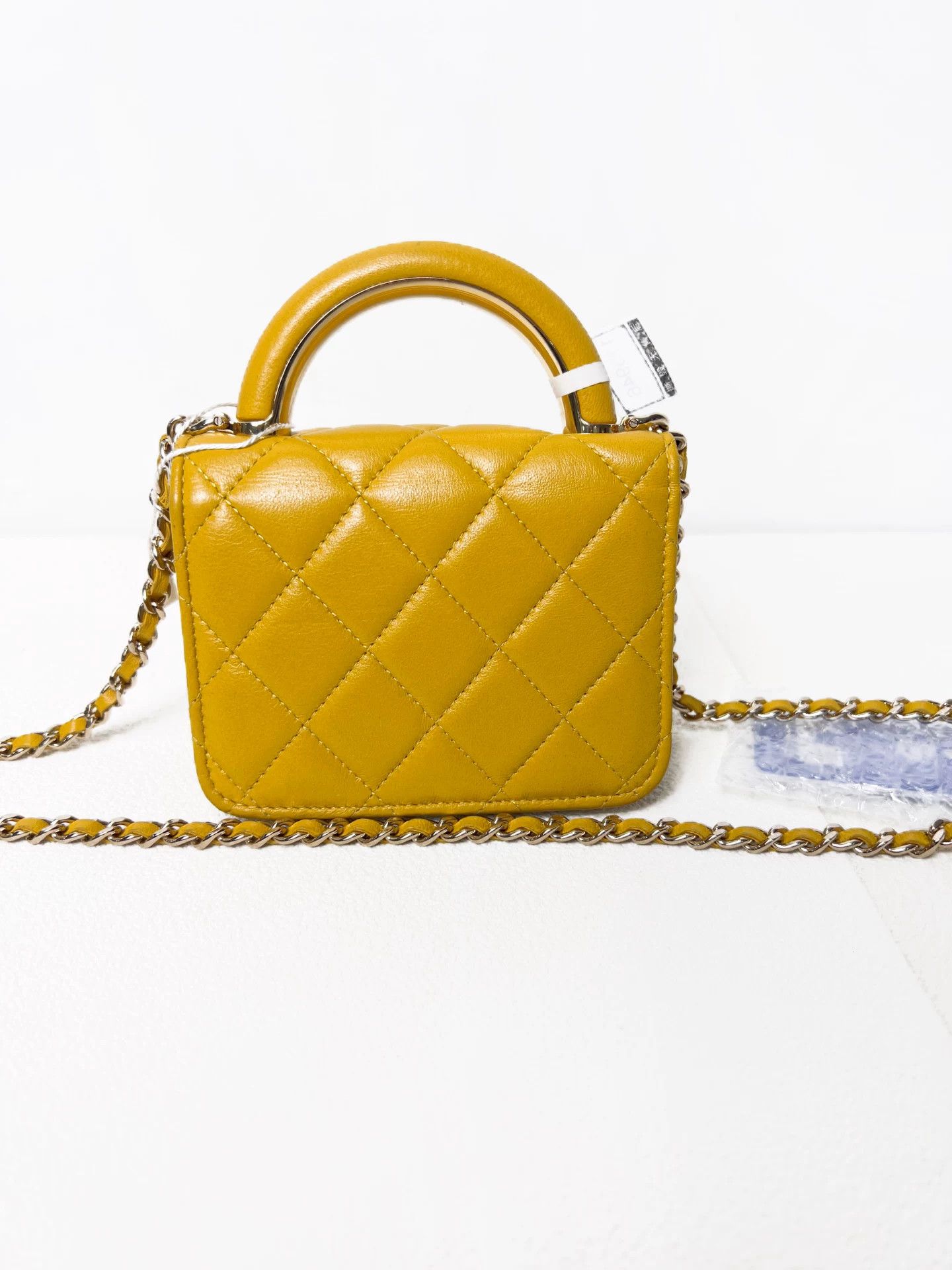 Chanel Pre-loved Bag Very good condition Size ONE SIZE - 2 Thumbnail