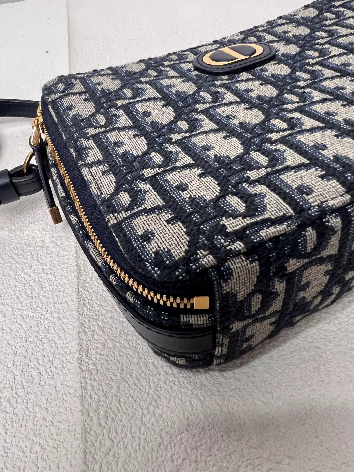 Dior Pre-loved Bag Very good condition Size ONE SIZE - 4 Thumbnail