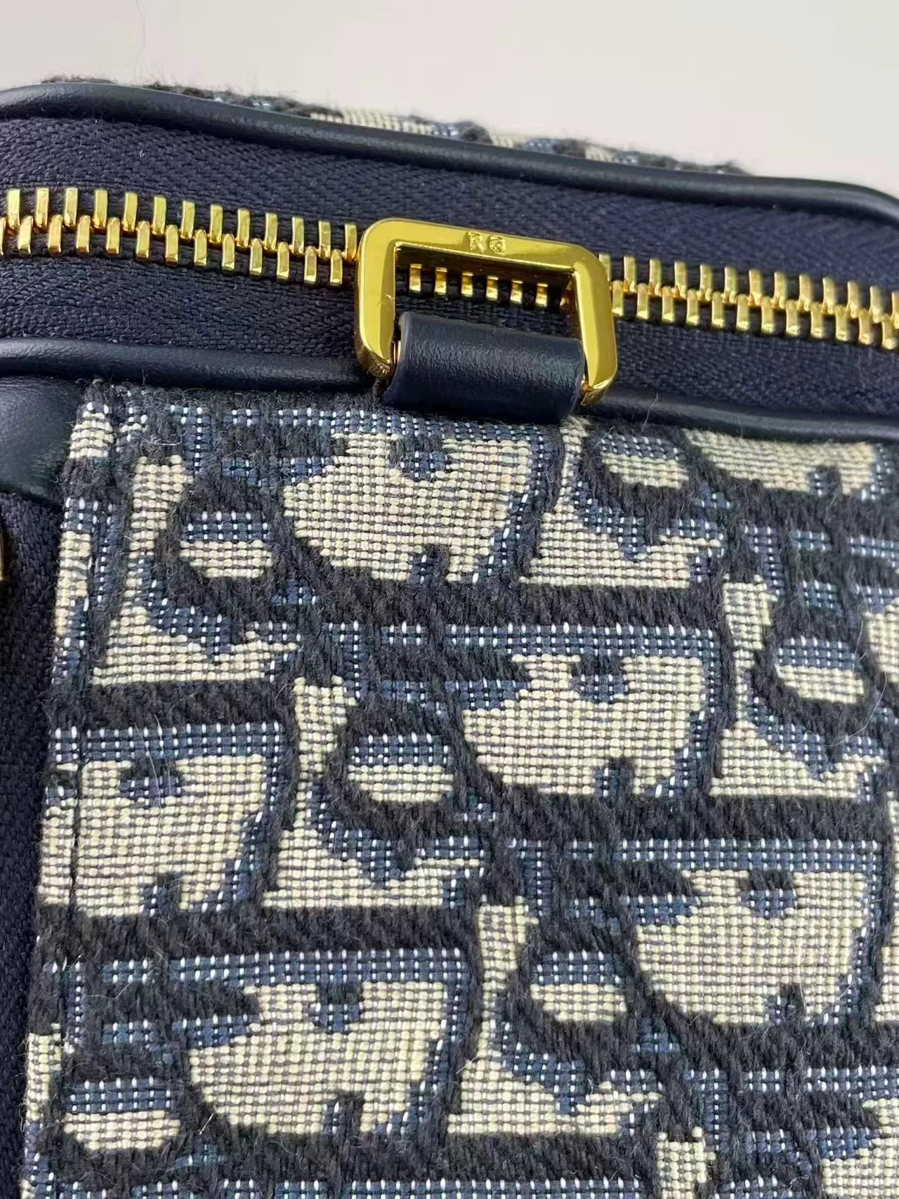 Dior Pre-loved Bag Very good condition Size ONE SIZE - 4 Thumbnail