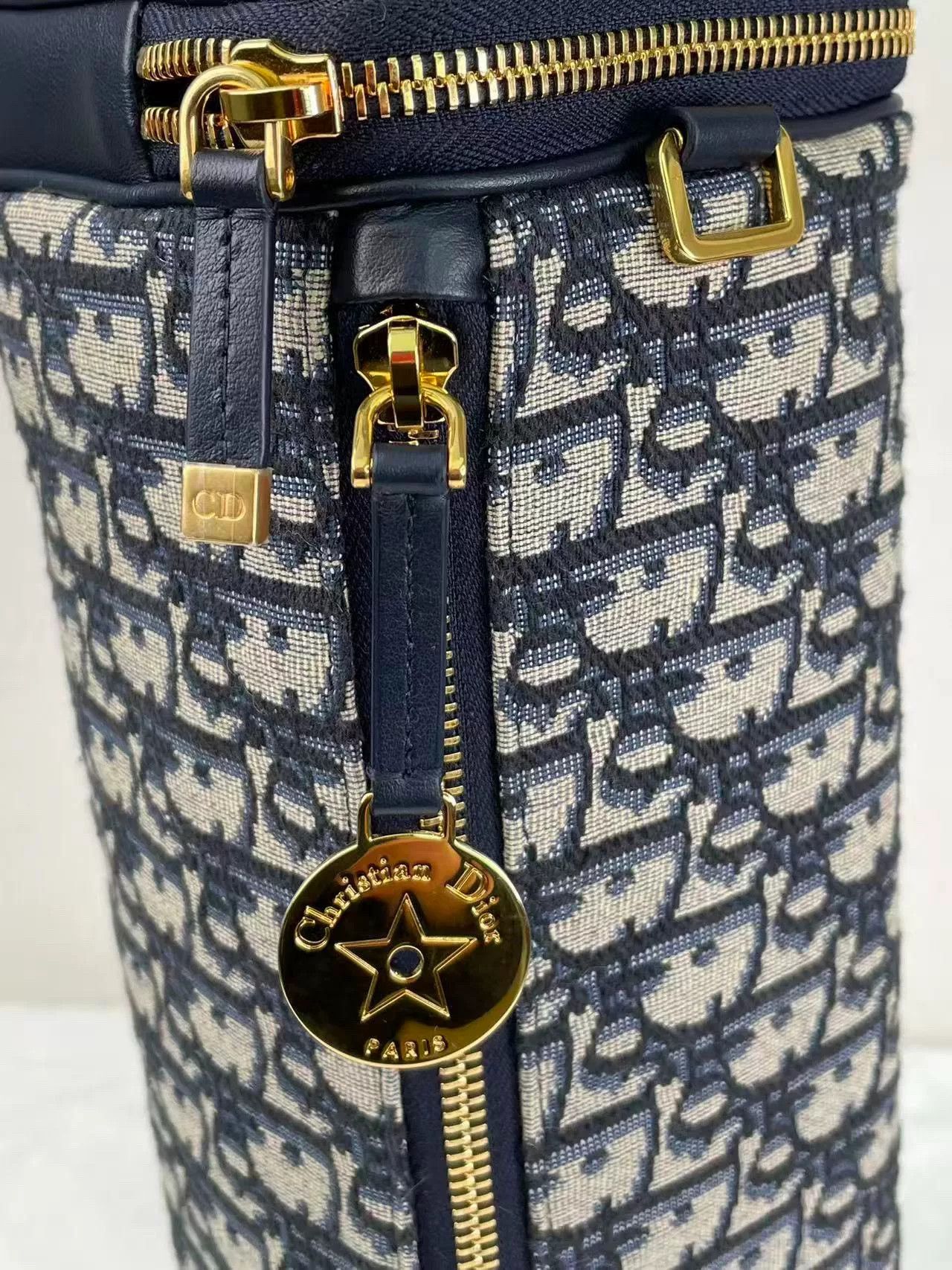 Dior Pre-loved Bag Very good condition Size ONE SIZE - 5 Thumbnail