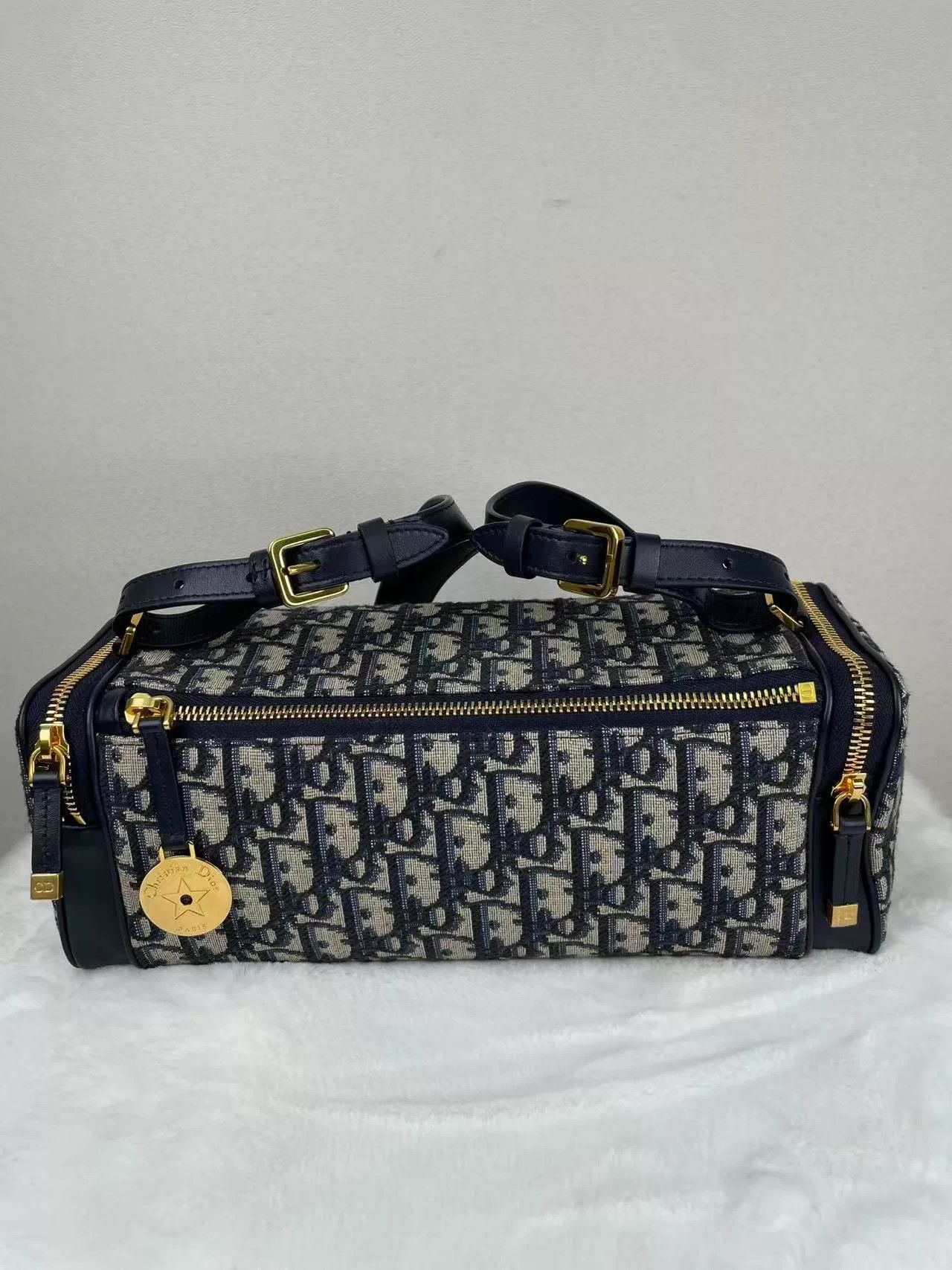 Dior Pre-loved Bag Very good condition Size ONE SIZE - 3 Thumbnail