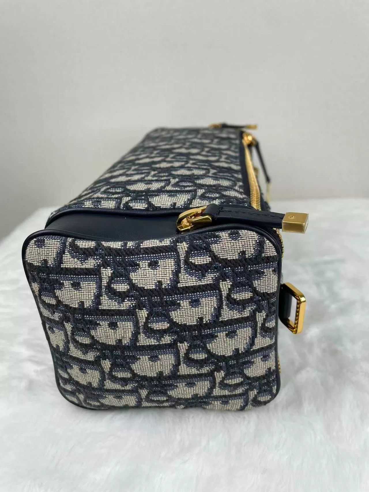 Dior Pre-loved Bag Very good condition Size ONE SIZE - 8 Thumbnail