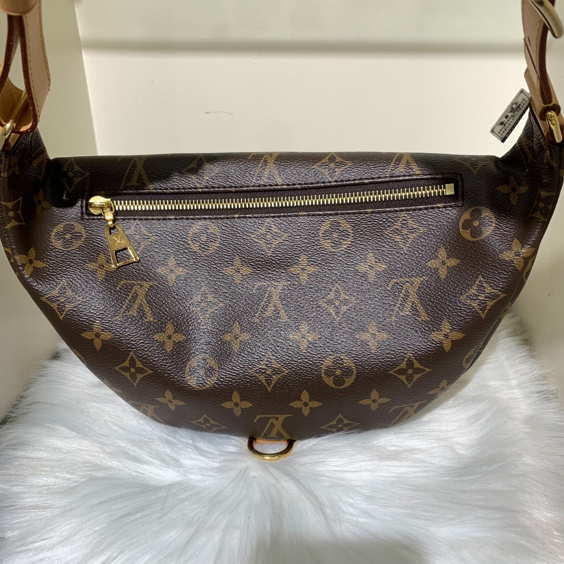 Louis Vuitton Pre-loved Bag Very good condition Size ONE SIZE - 5 Thumbnail