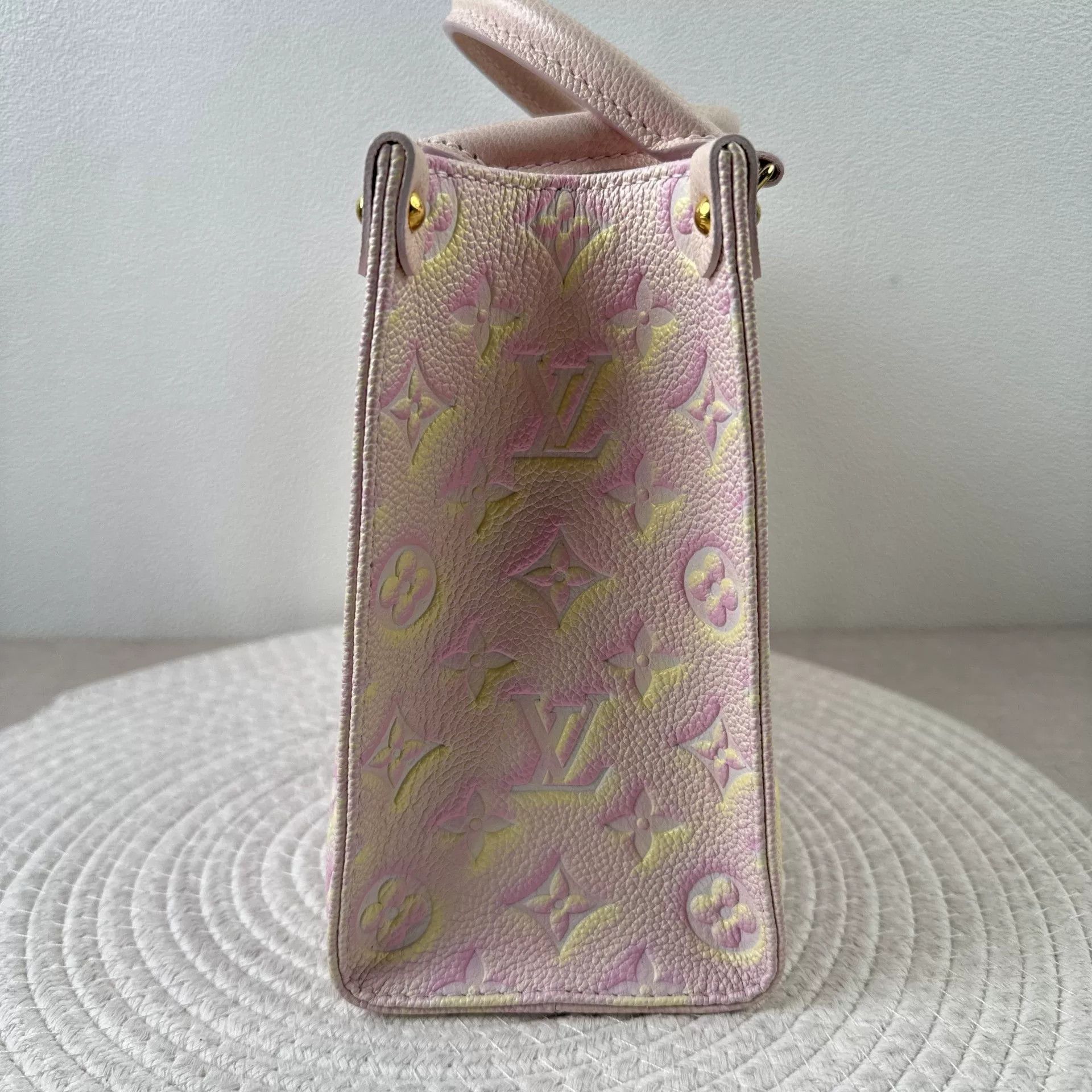 Louis Vuitton Pre-loved Bag Very good condition Size ONE SIZE - 8 Thumbnail