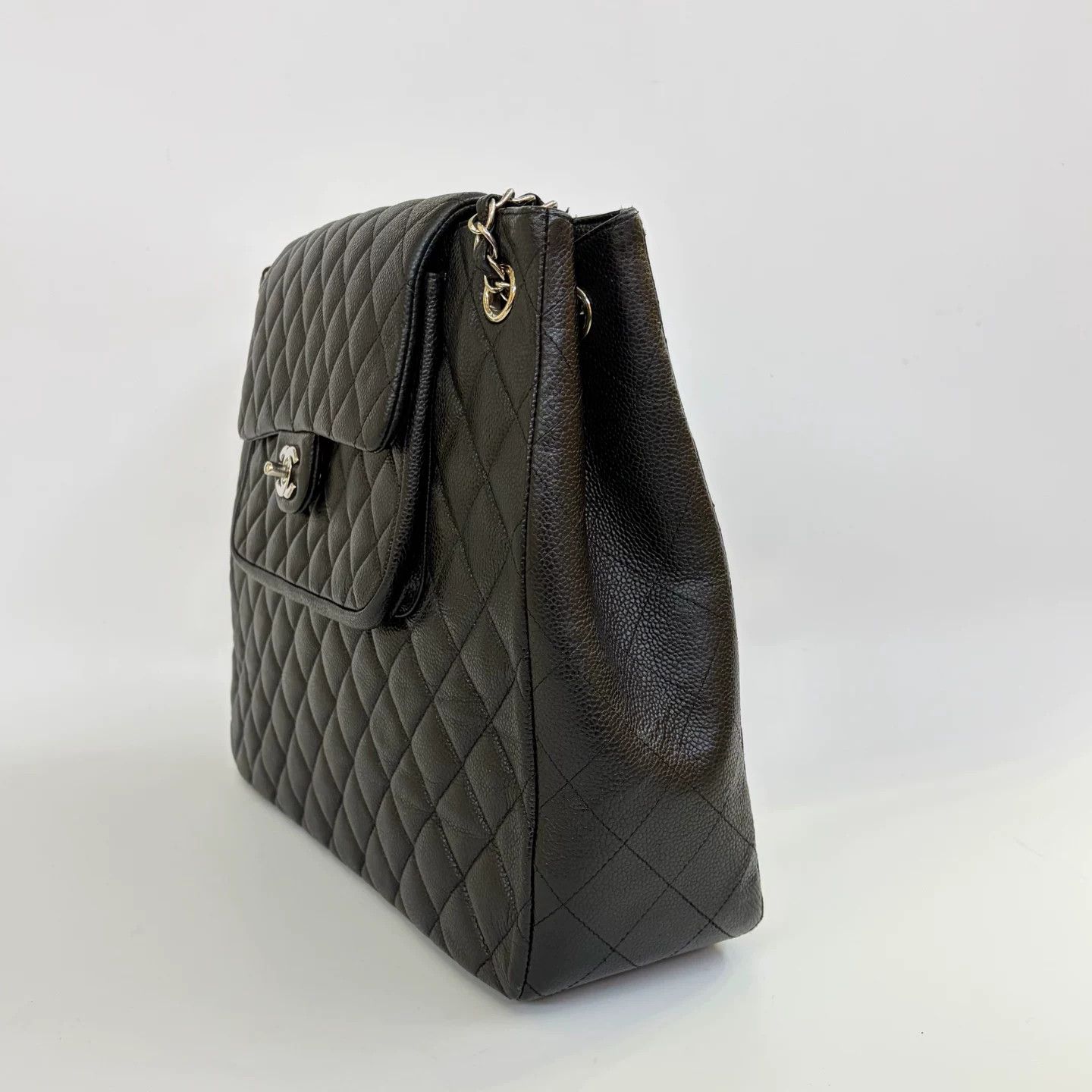 Chanel Pre-loved Bag Very good condition Size ONE SIZE - 3 Thumbnail