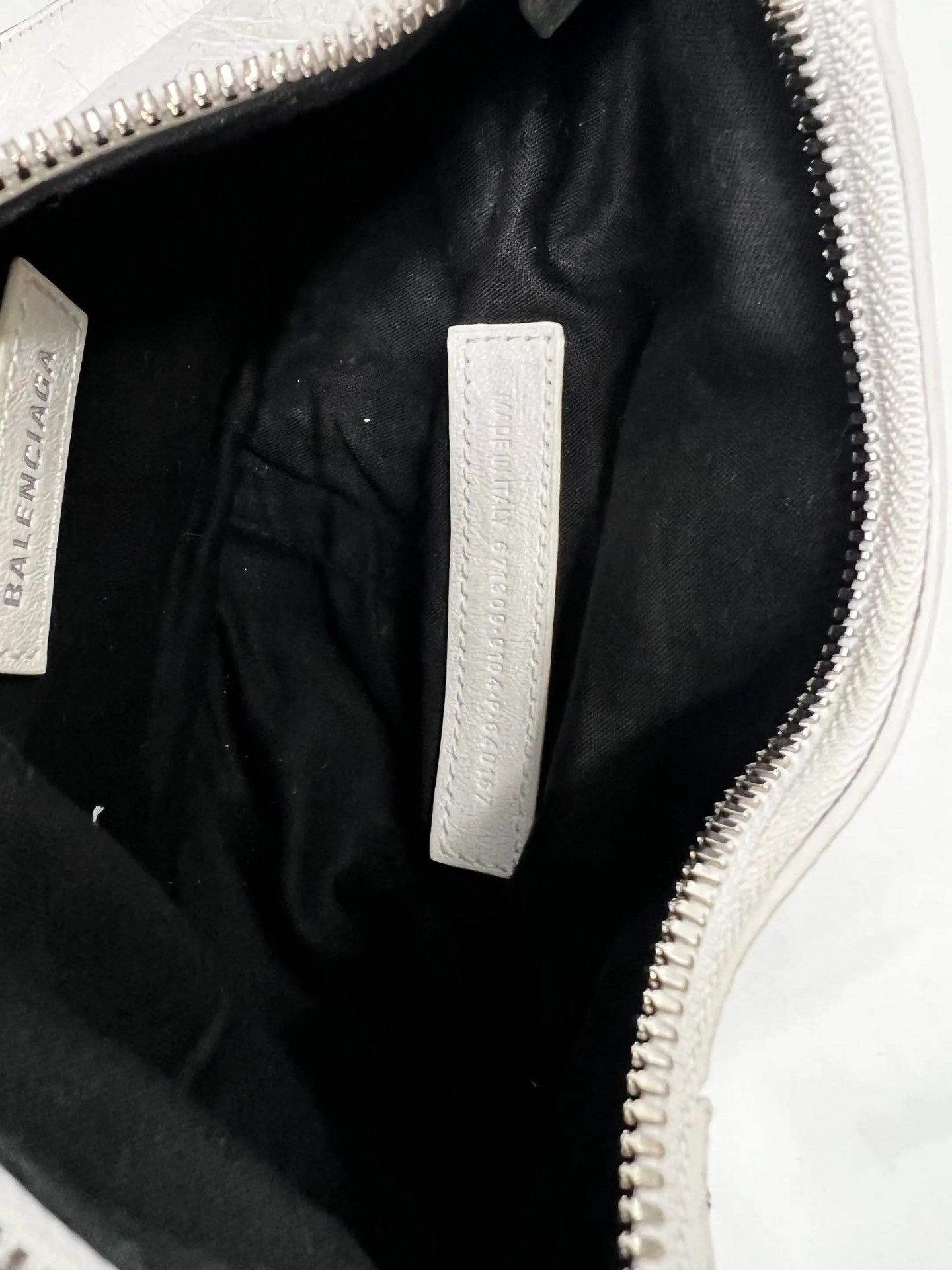 Balenciaga Pre-loved Bag Very good condition Size ONE SIZE - 9 Thumbnail