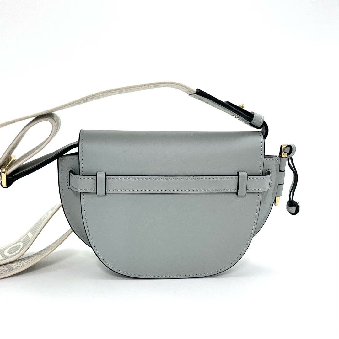 Loewe Pre-loved Bag Very good condition Size ONE SIZE - 2 Thumbnail