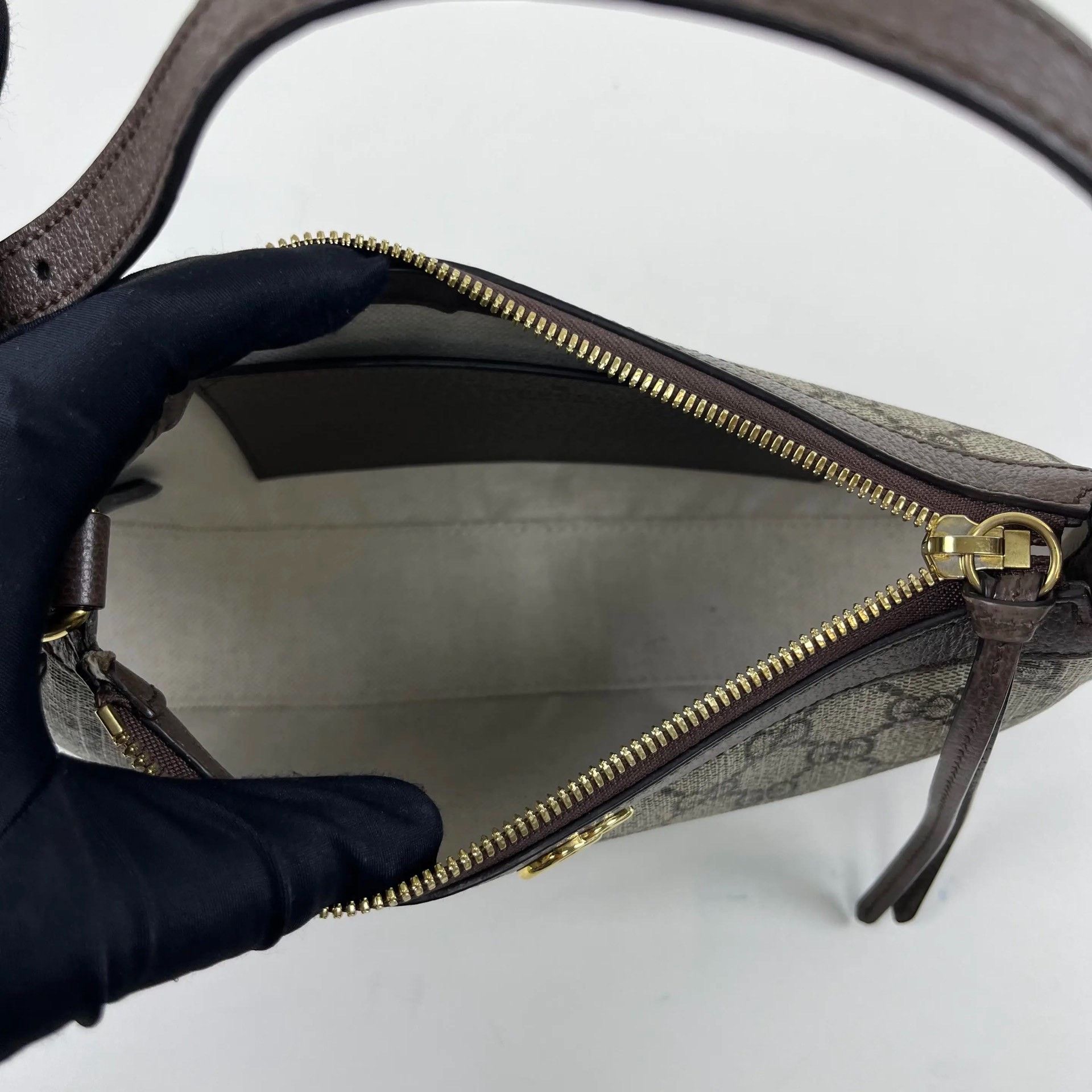 Gucci Pre-loved Bag Very good condition Size ONE SIZE - 9 Thumbnail