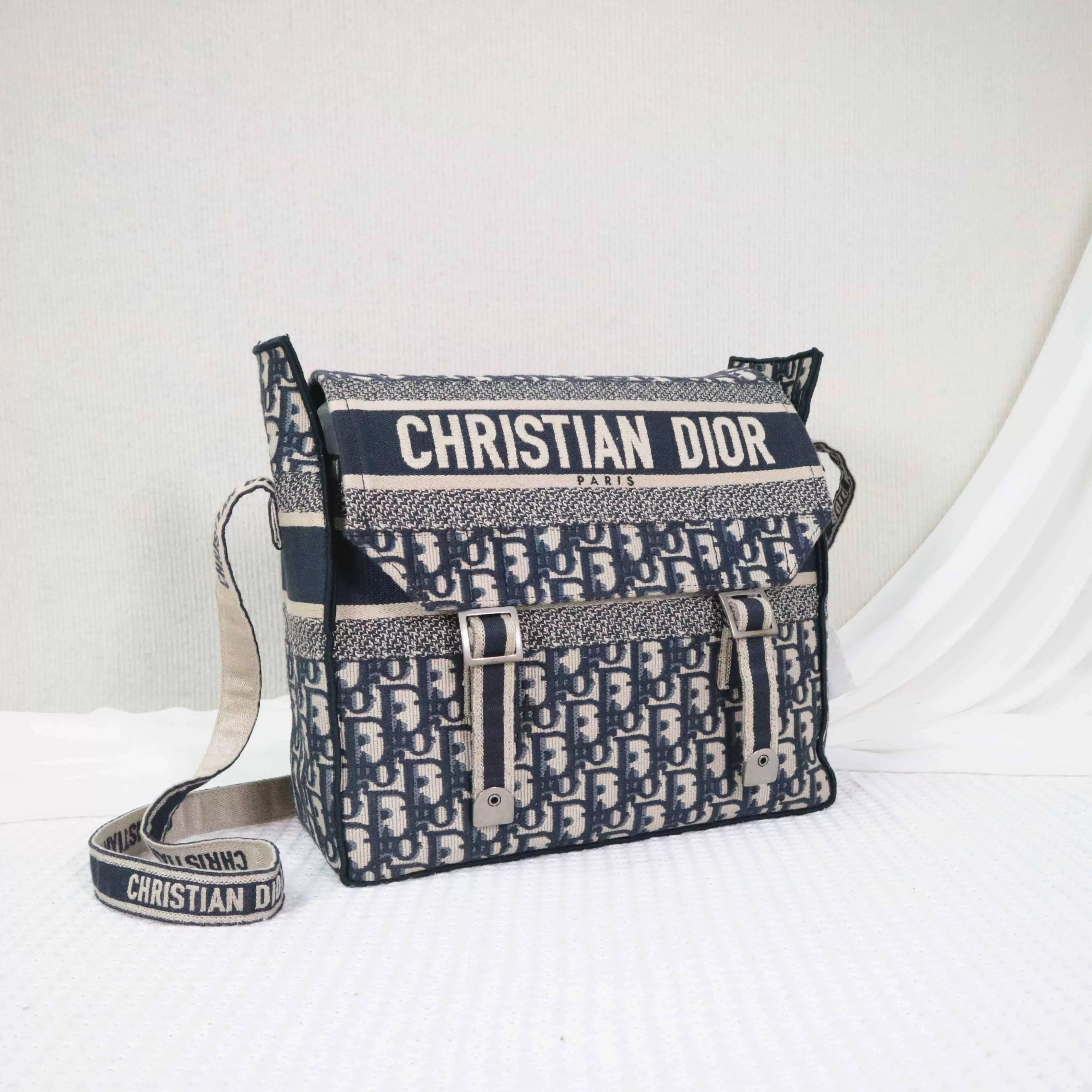 Dior Pre-loved Bag Very good condition Size ONE SIZE - 2 Thumbnail