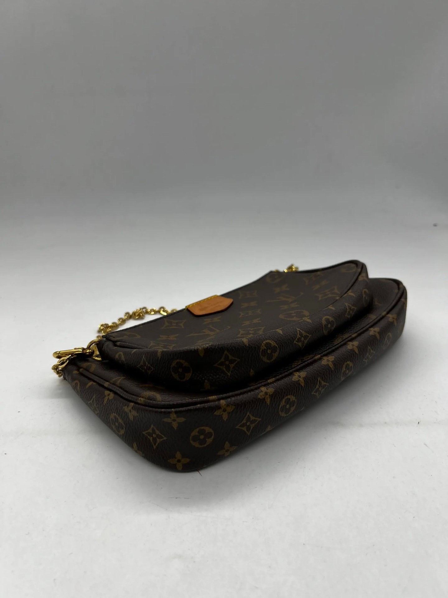 Louis Vuitton Pre-loved Bag Very good condition Size ONE SIZE - 8 Thumbnail