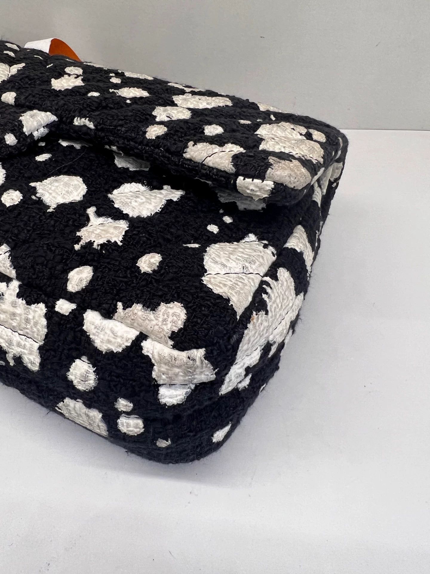 Chanel Pre-loved Bag Very good condition Size ONE SIZE - 3 Thumbnail
