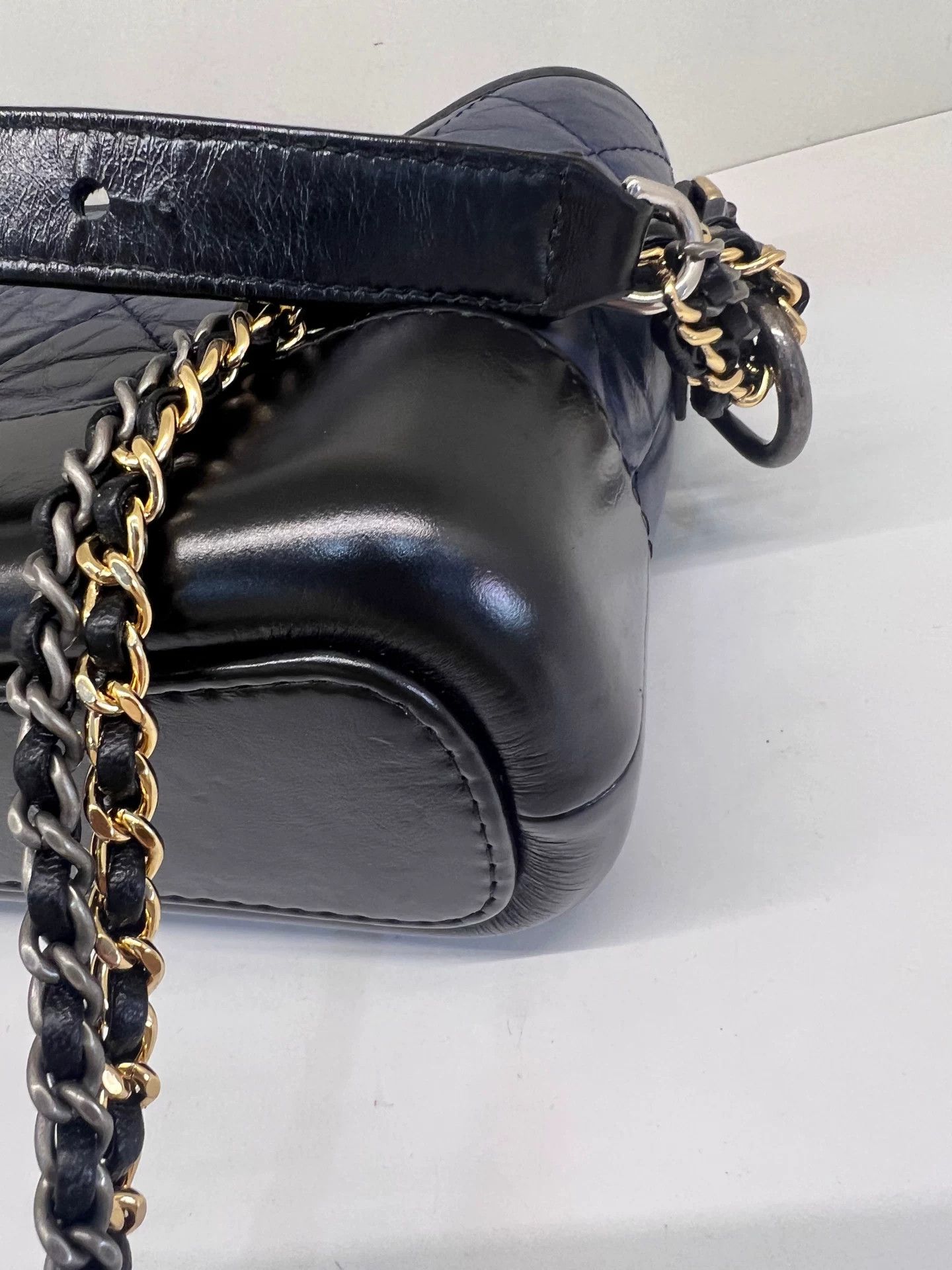 Chanel Pre-loved Bag Very good condition Size ONE SIZE - 6 Thumbnail