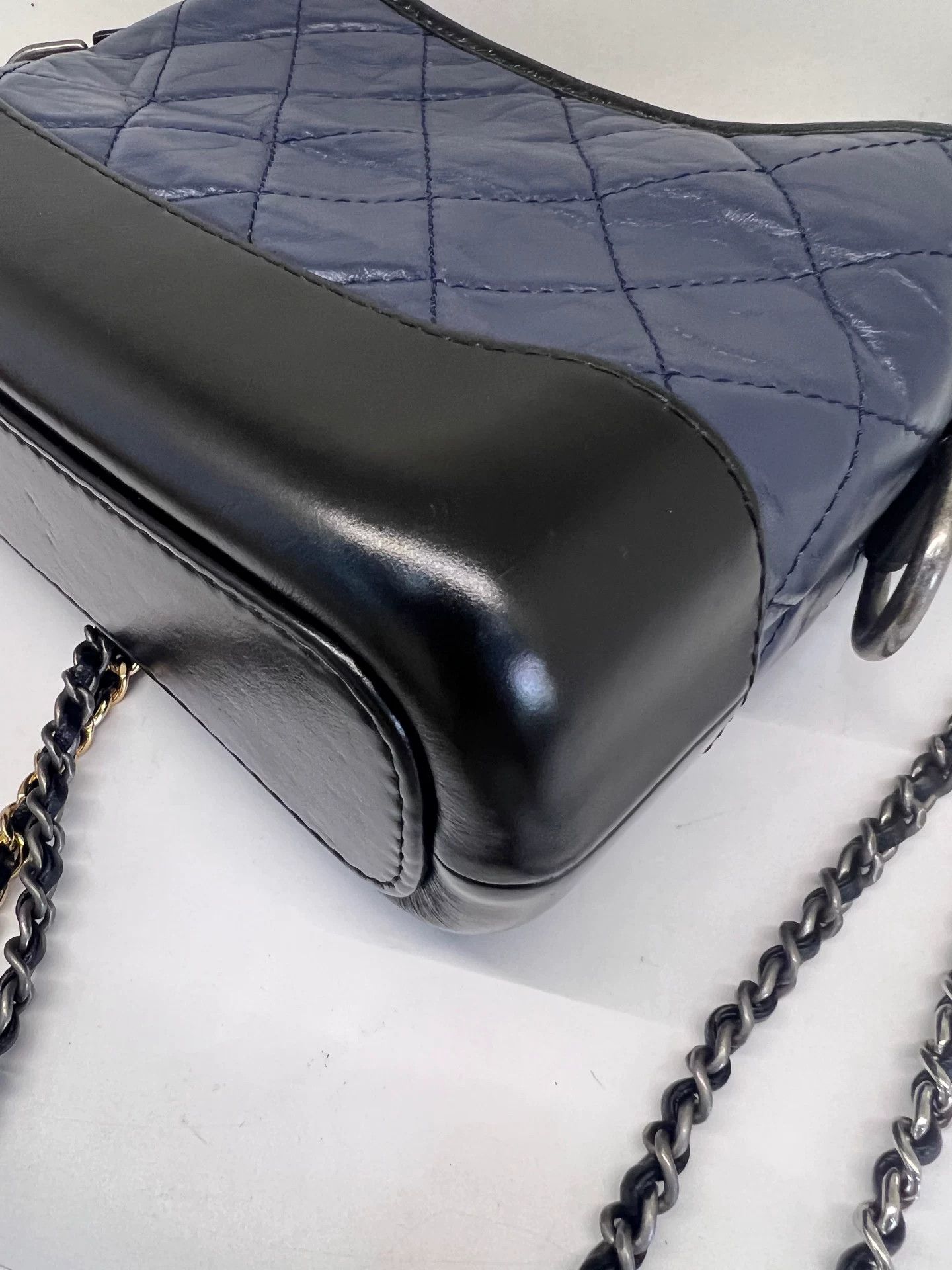 Chanel Pre-loved Bag Very good condition Size ONE SIZE - 3 Thumbnail