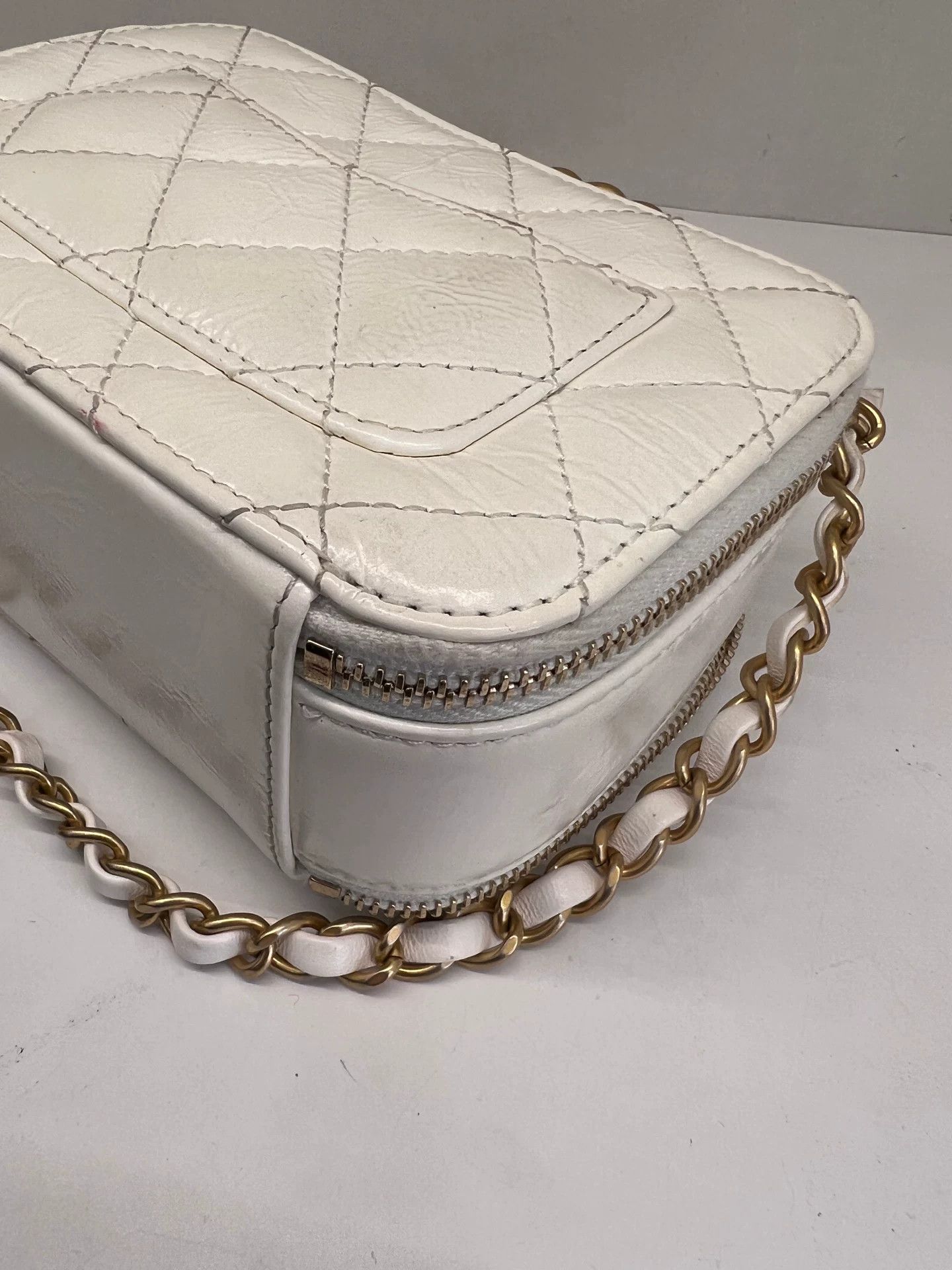 Chanel Pre-loved Bag Very good condition Size ONE SIZE - 6 Thumbnail