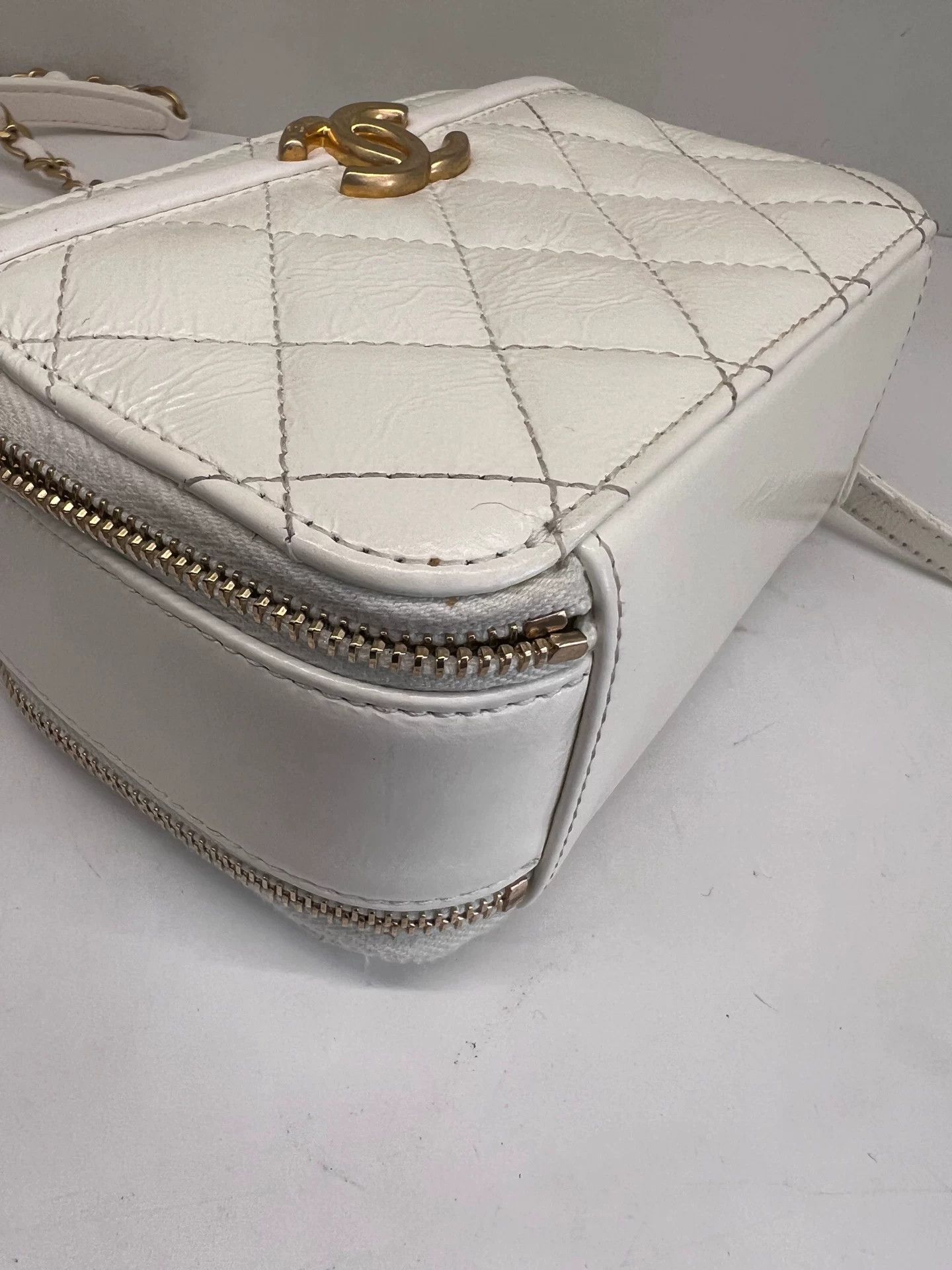 Chanel Pre-loved Bag Very good condition Size ONE SIZE - 4 Thumbnail