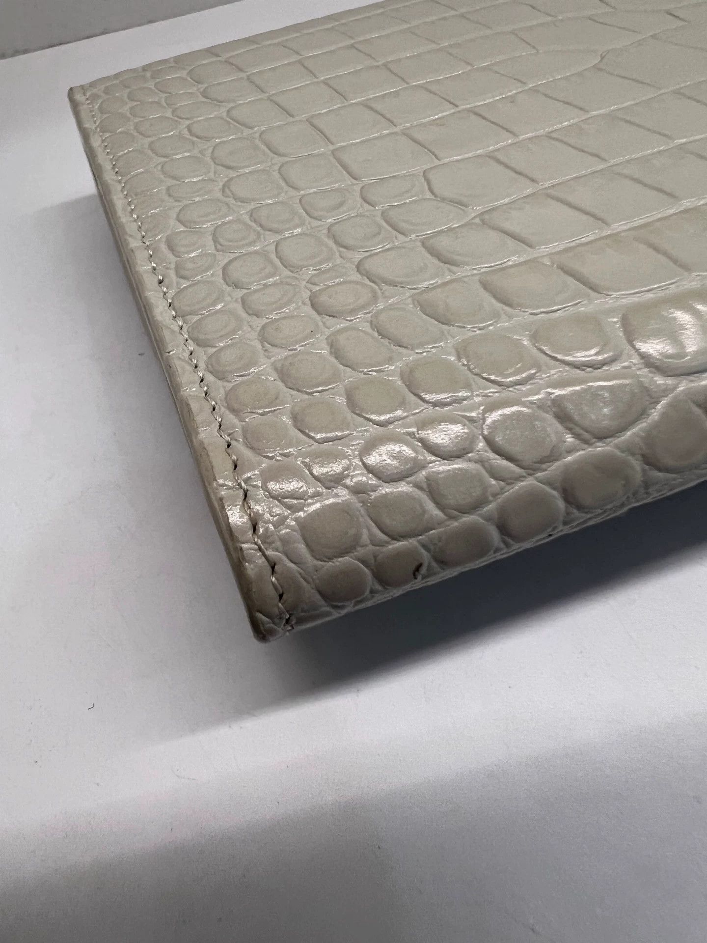 Saint Laurent Paris Pre-loved Bag Very good condition Size ONE SIZE - 7 Thumbnail