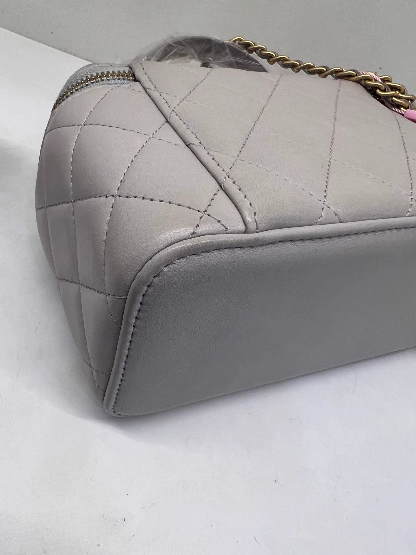 Chanel Pre-loved Bag Very good condition Size ONE SIZE - 8 Thumbnail
