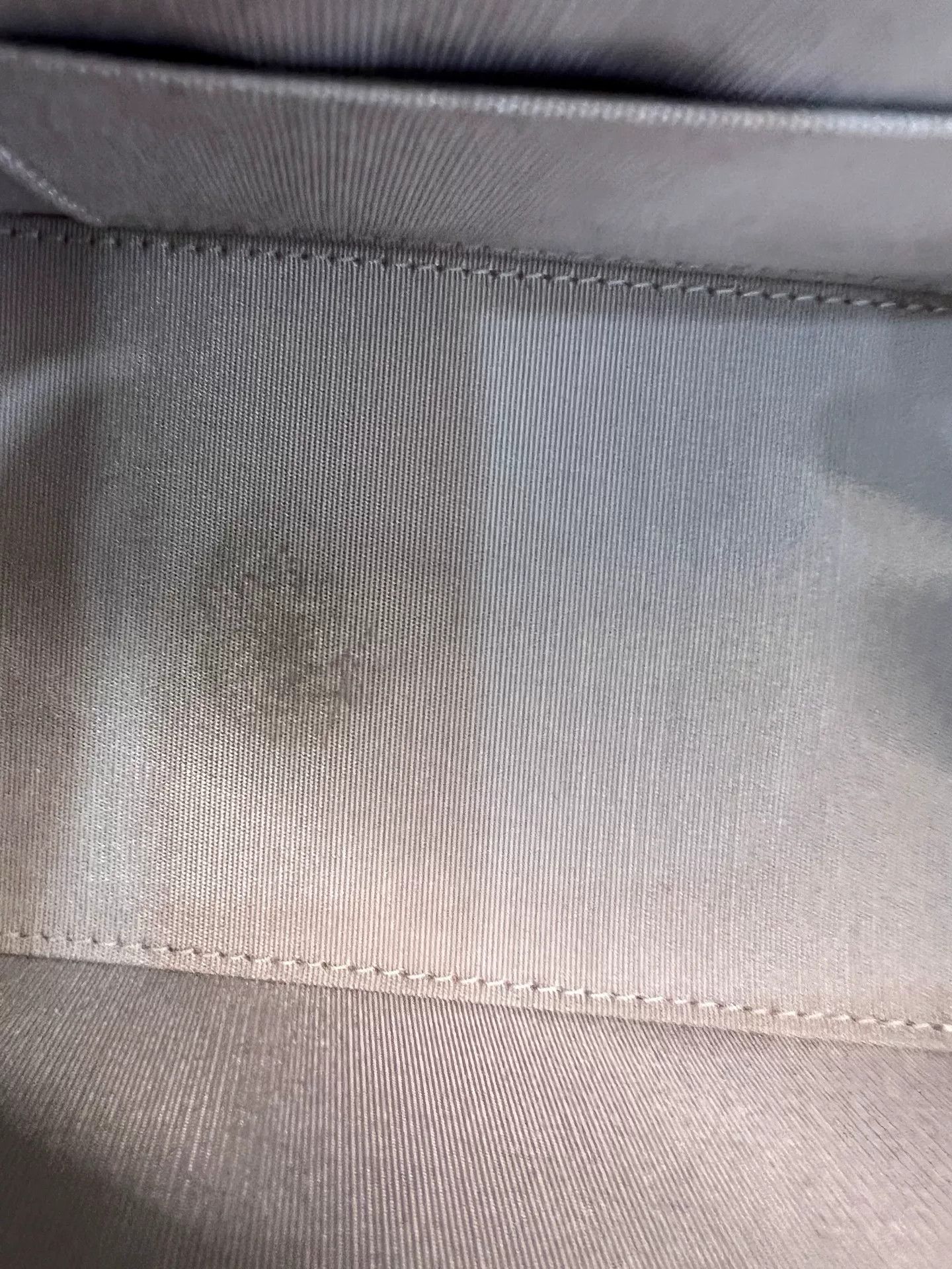 Chanel Pre-loved Bag Very good condition Size ONE SIZE - 5 Thumbnail