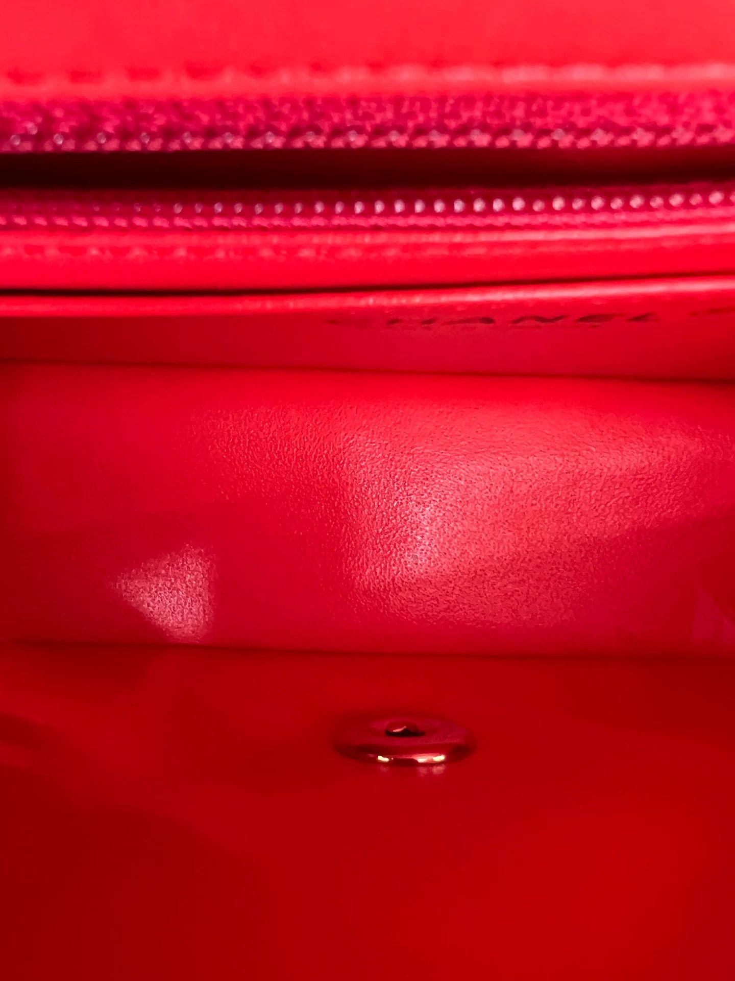 Chanel Pre-loved Bag Very good condition Size ONE SIZE - 5 Thumbnail