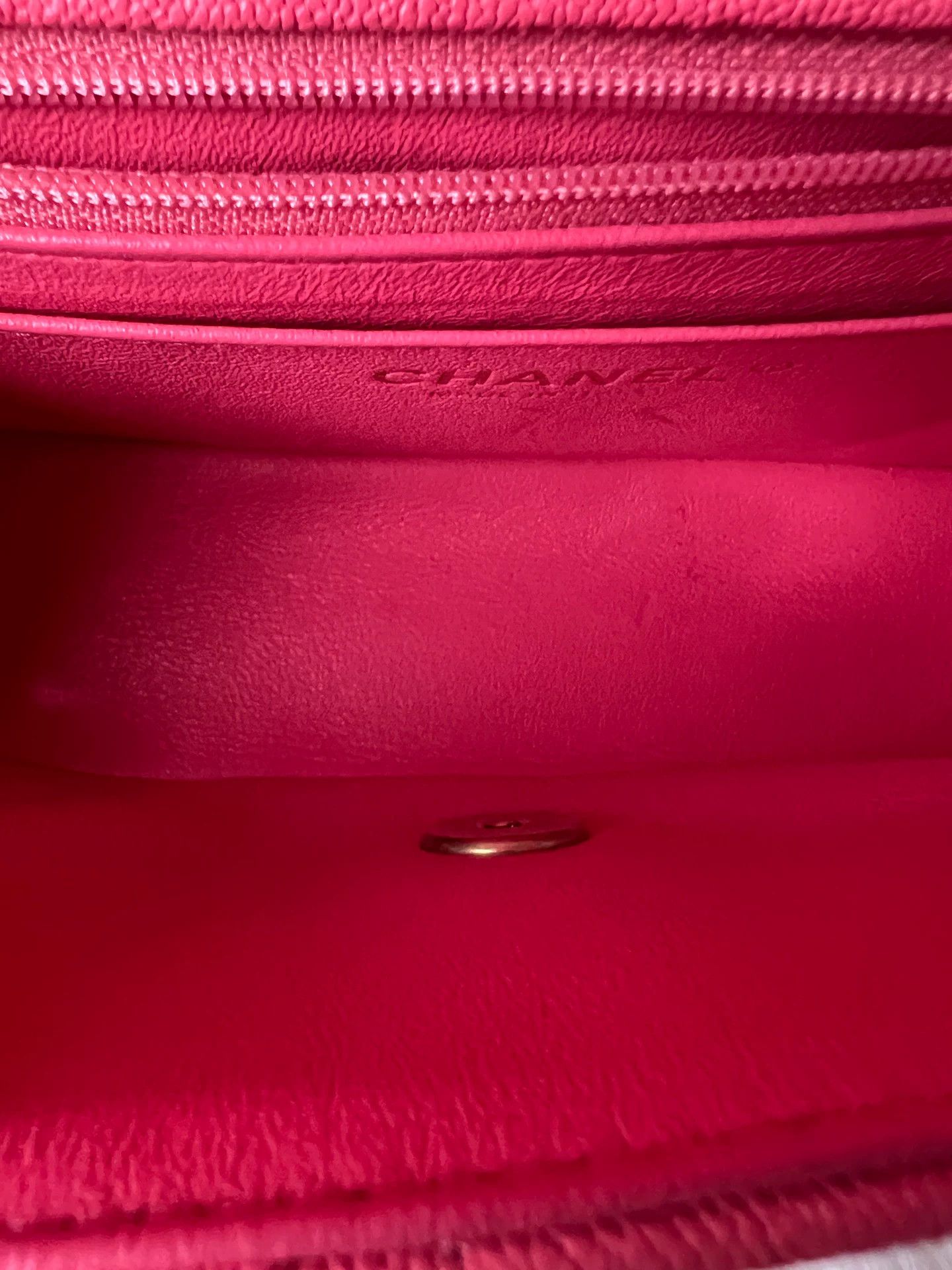 Chanel Pre-loved Bag Very good condition Size ONE SIZE - 5 Thumbnail