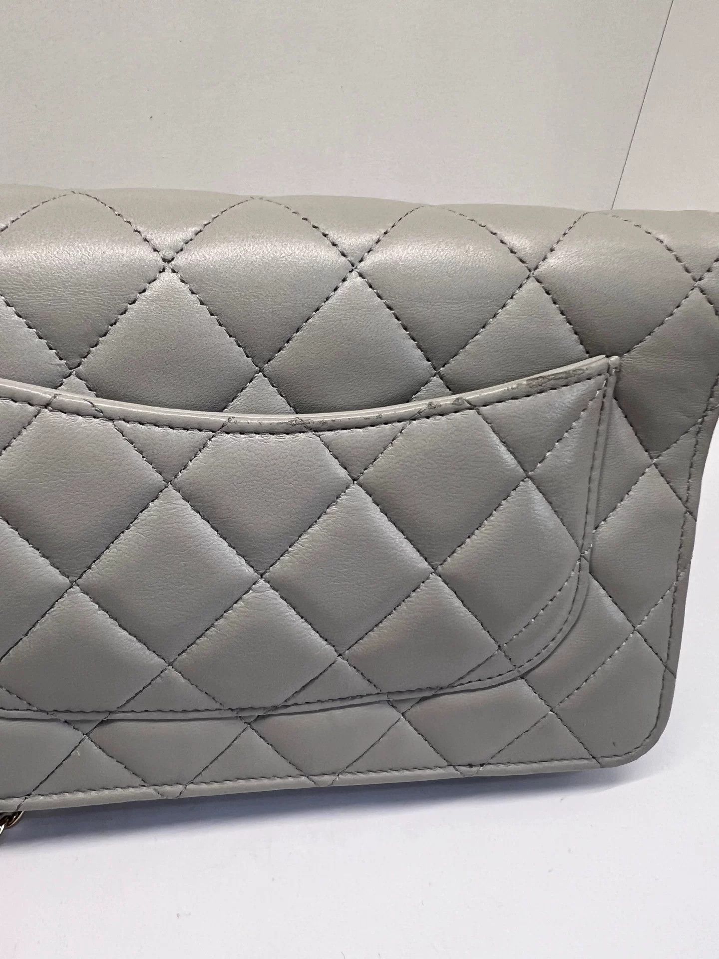 Chanel Pre-loved Bag Very good condition Size ONE SIZE - 8 Thumbnail