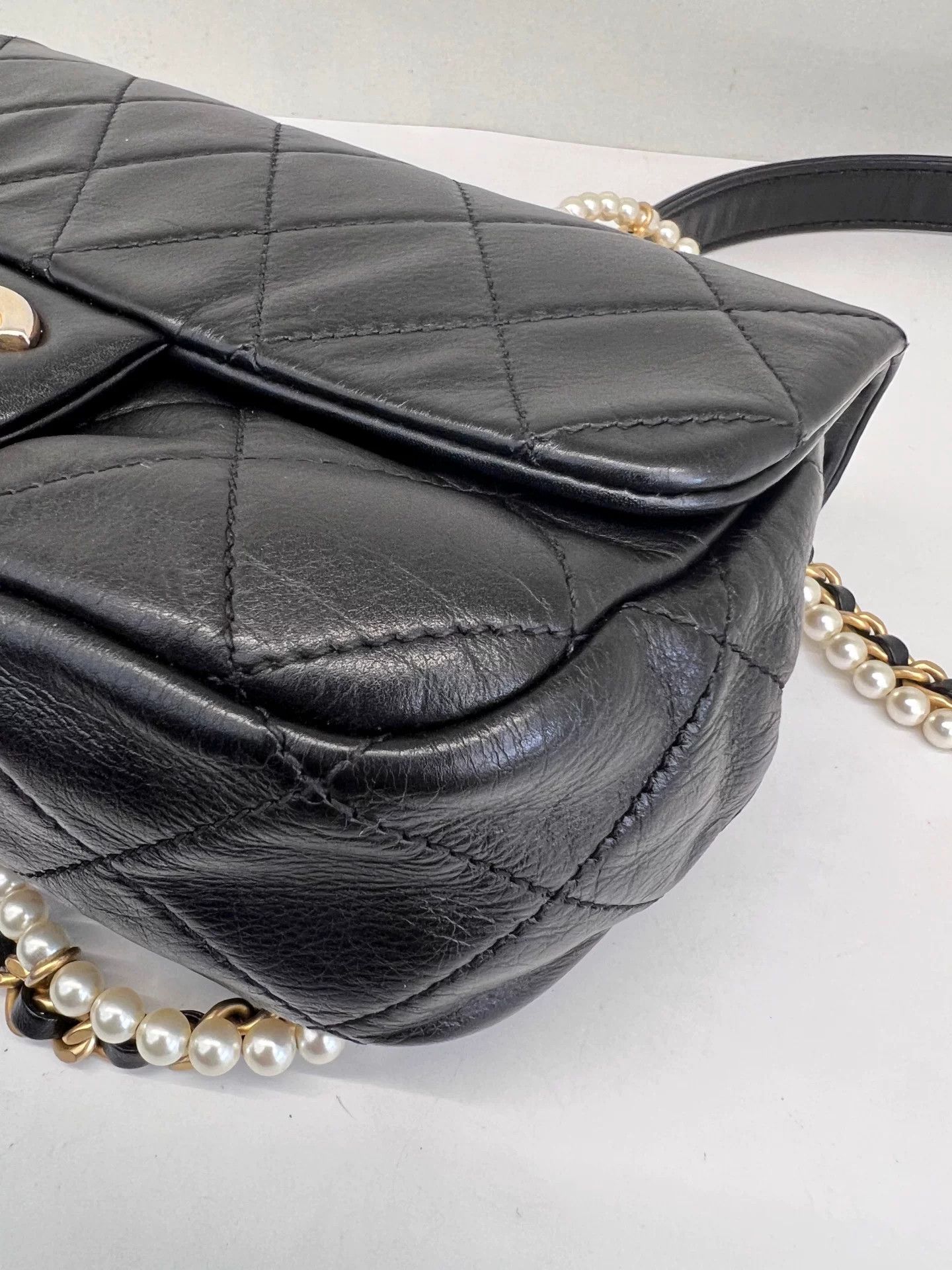 Chanel Pre-loved Bag Very good condition Size ONE SIZE - 3 Thumbnail