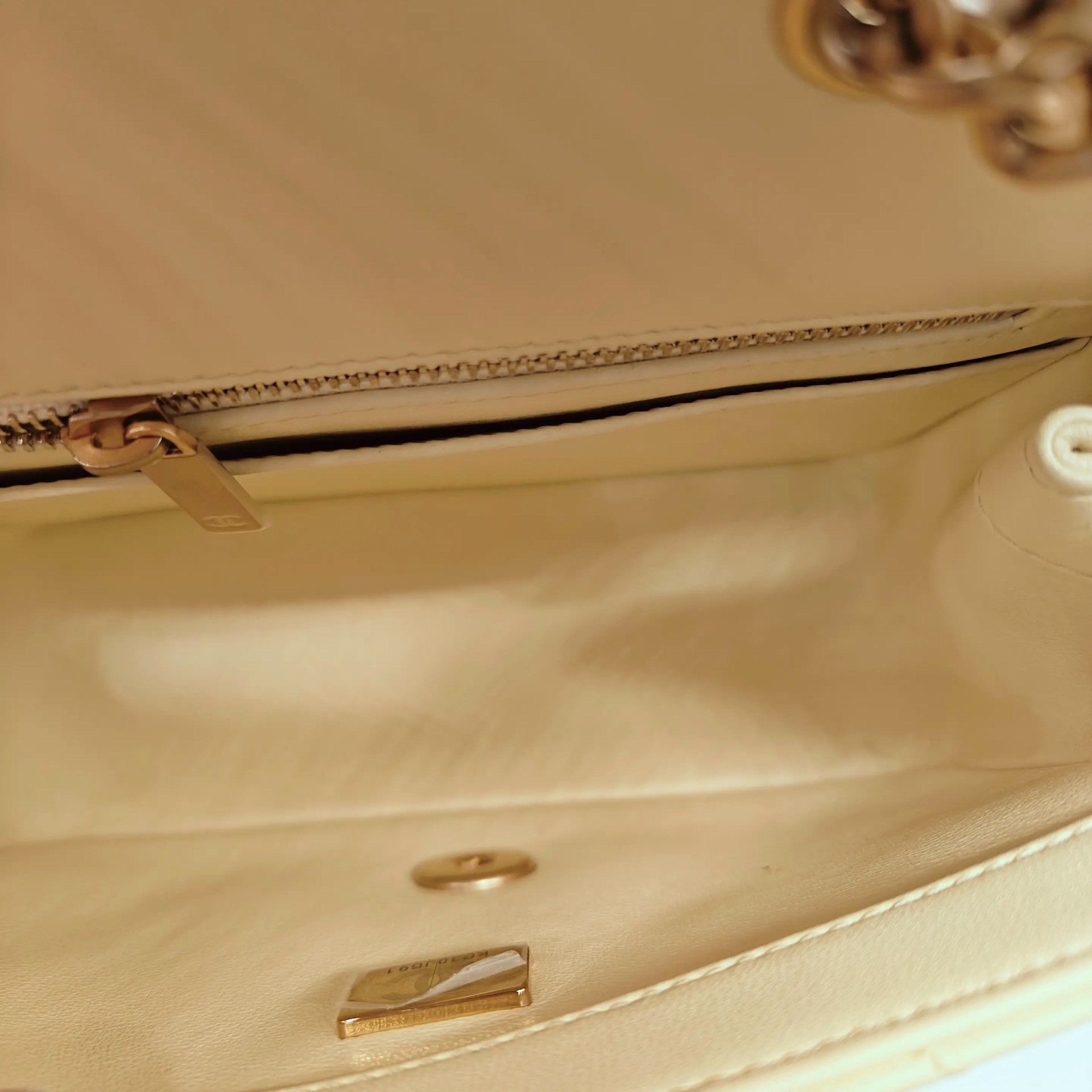 Chanel Pre-loved Bag Brand new condition Size ONE SIZE - 9 Thumbnail