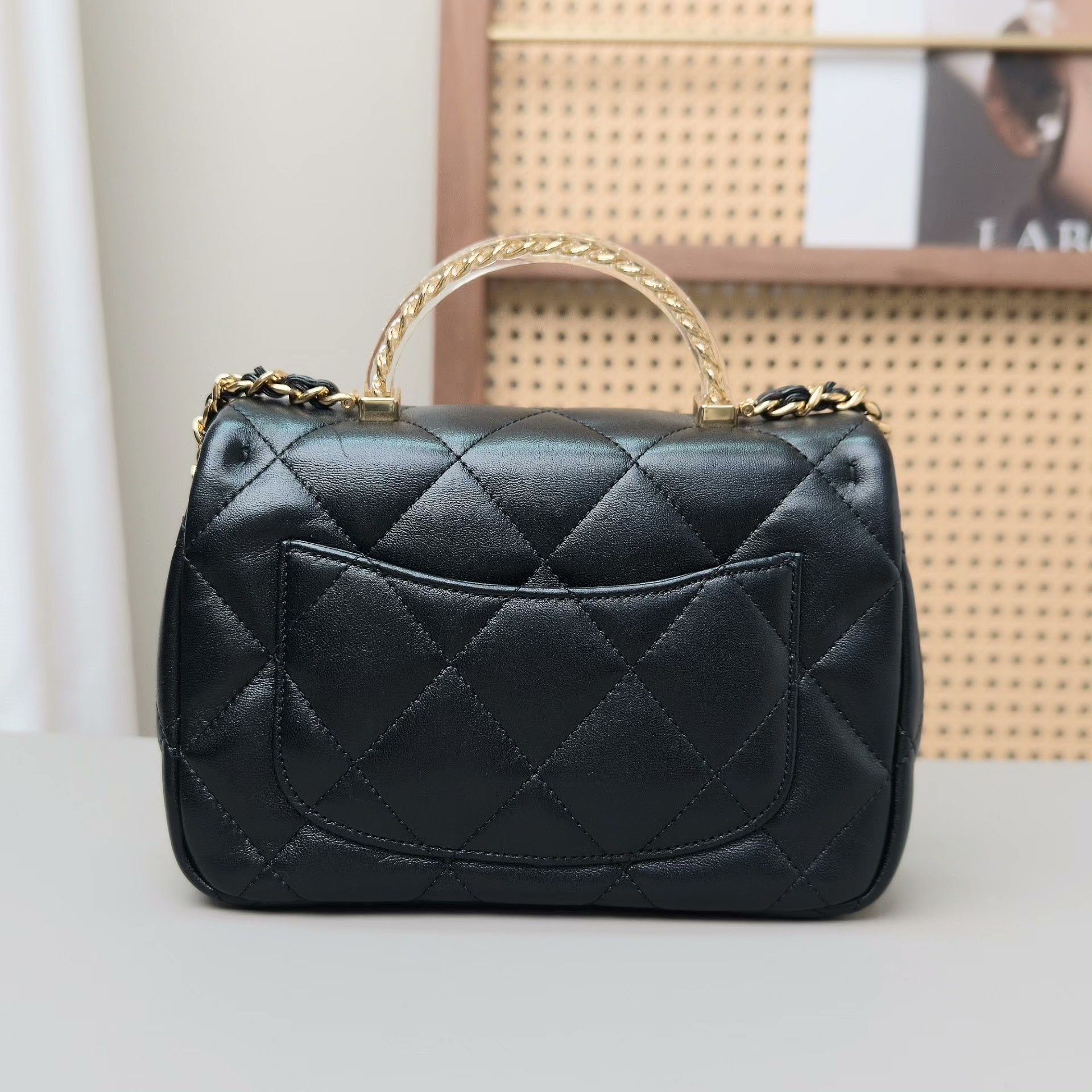 Chanel Pre-loved Bag Very good condition Size ONE SIZE - 2 Thumbnail