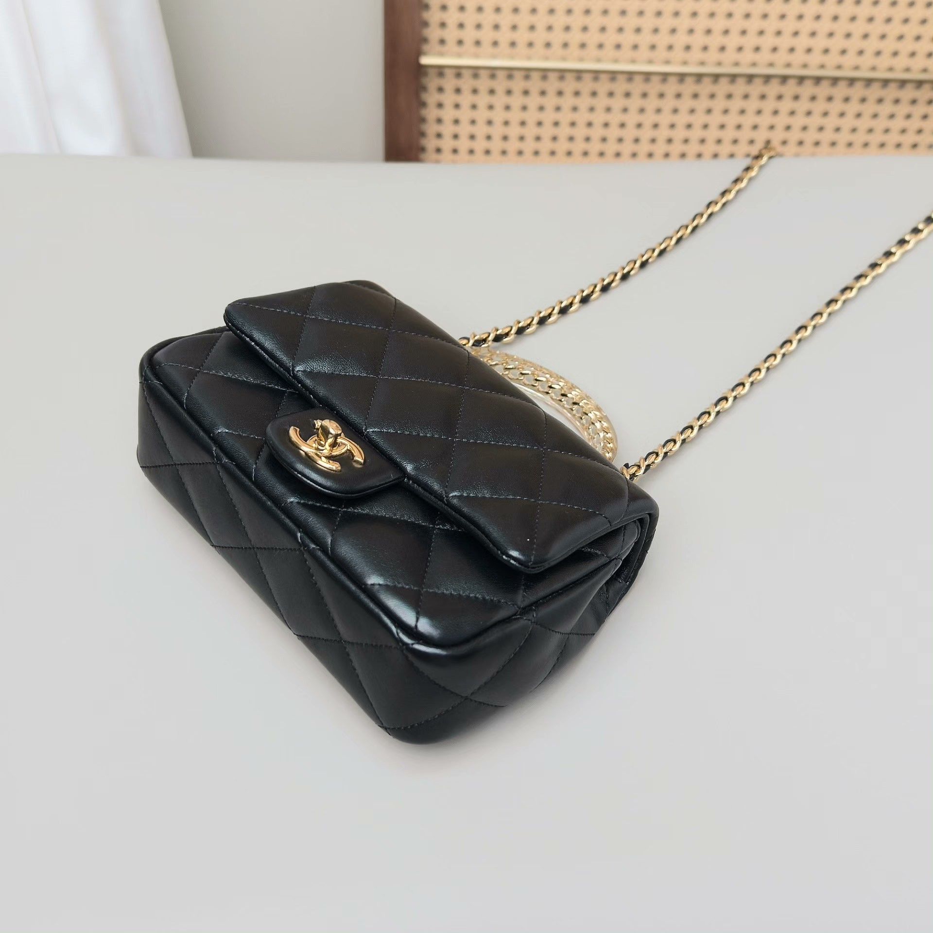 Chanel Pre-loved Bag Very good condition Size ONE SIZE - 3 Thumbnail