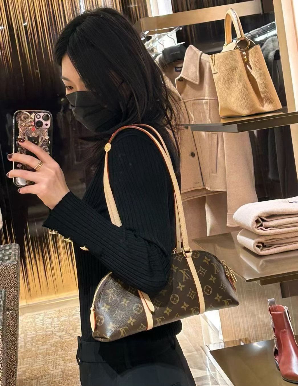 Louis Vuitton Pre-loved Bag Brand new condition Size ONE SIZE - 3 Thumbnail