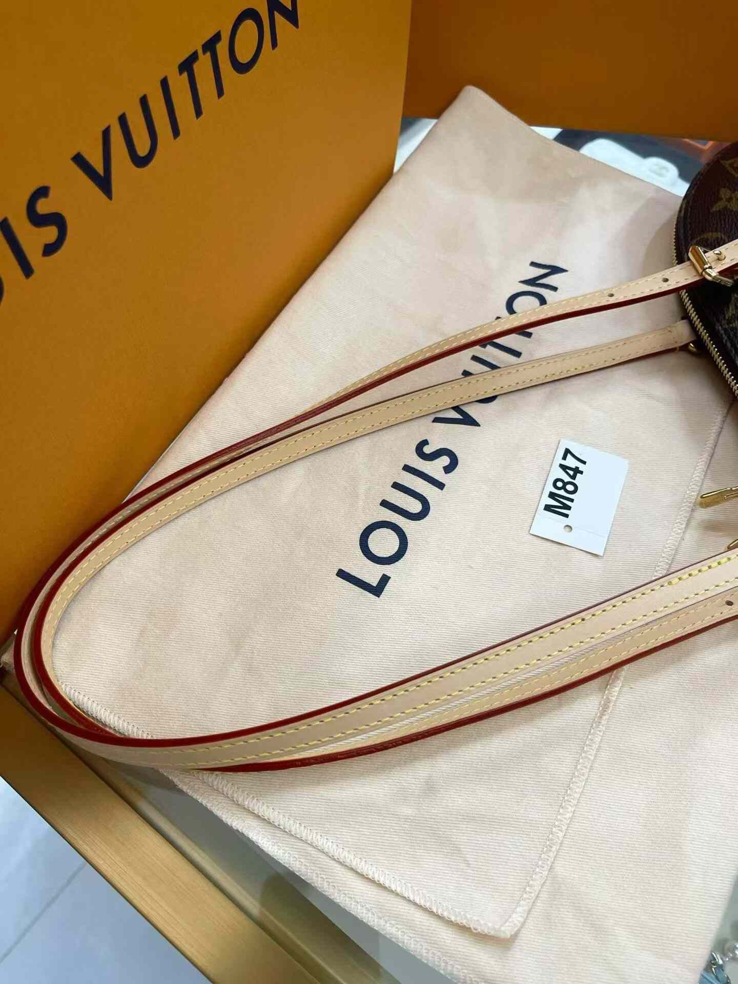 Louis Vuitton Pre-loved Bag Brand new condition Size ONE SIZE - 7 Thumbnail