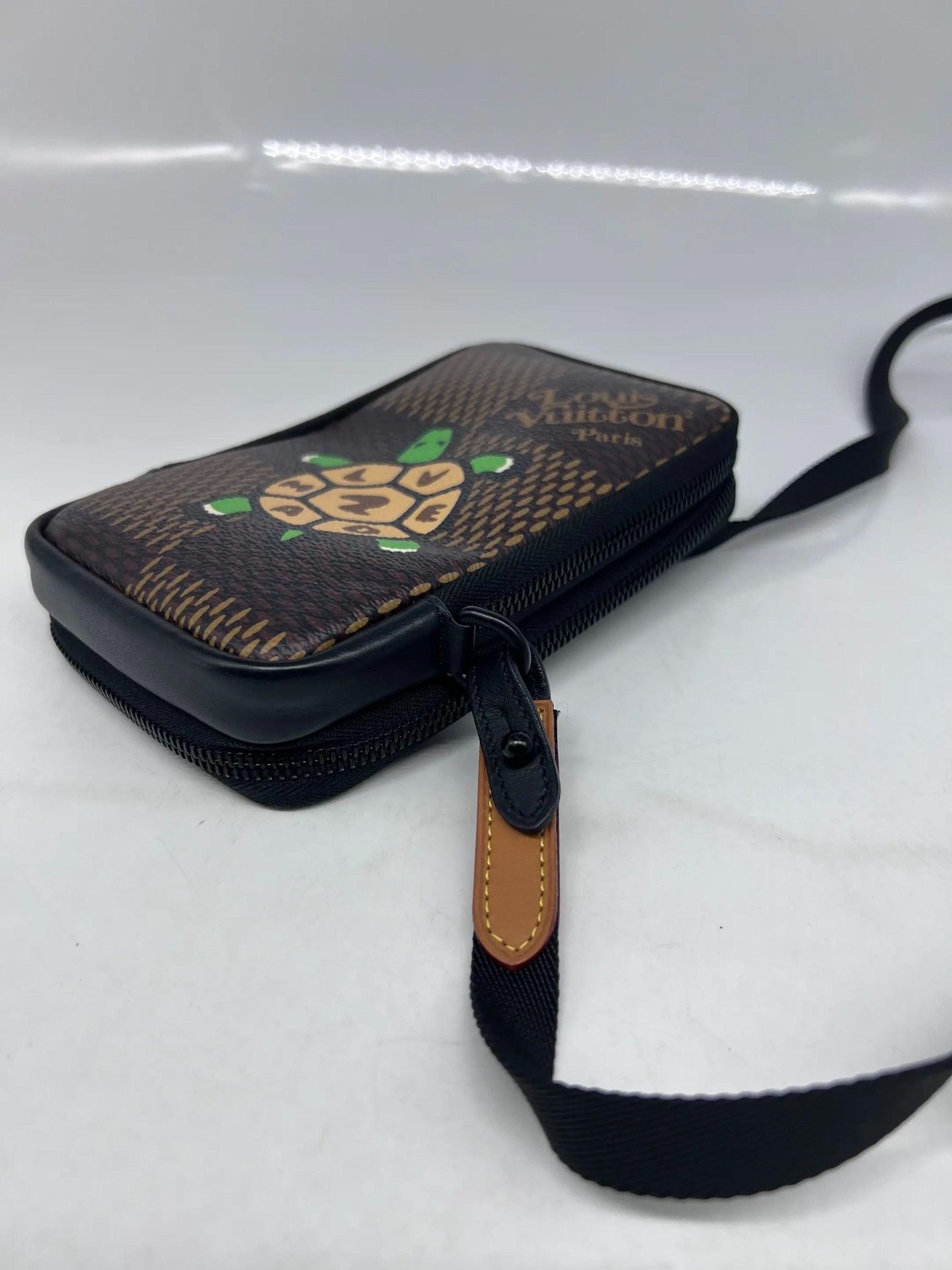 Louis Vuitton Pre-loved Bag Very good condition Size ONE SIZE - 6 Thumbnail