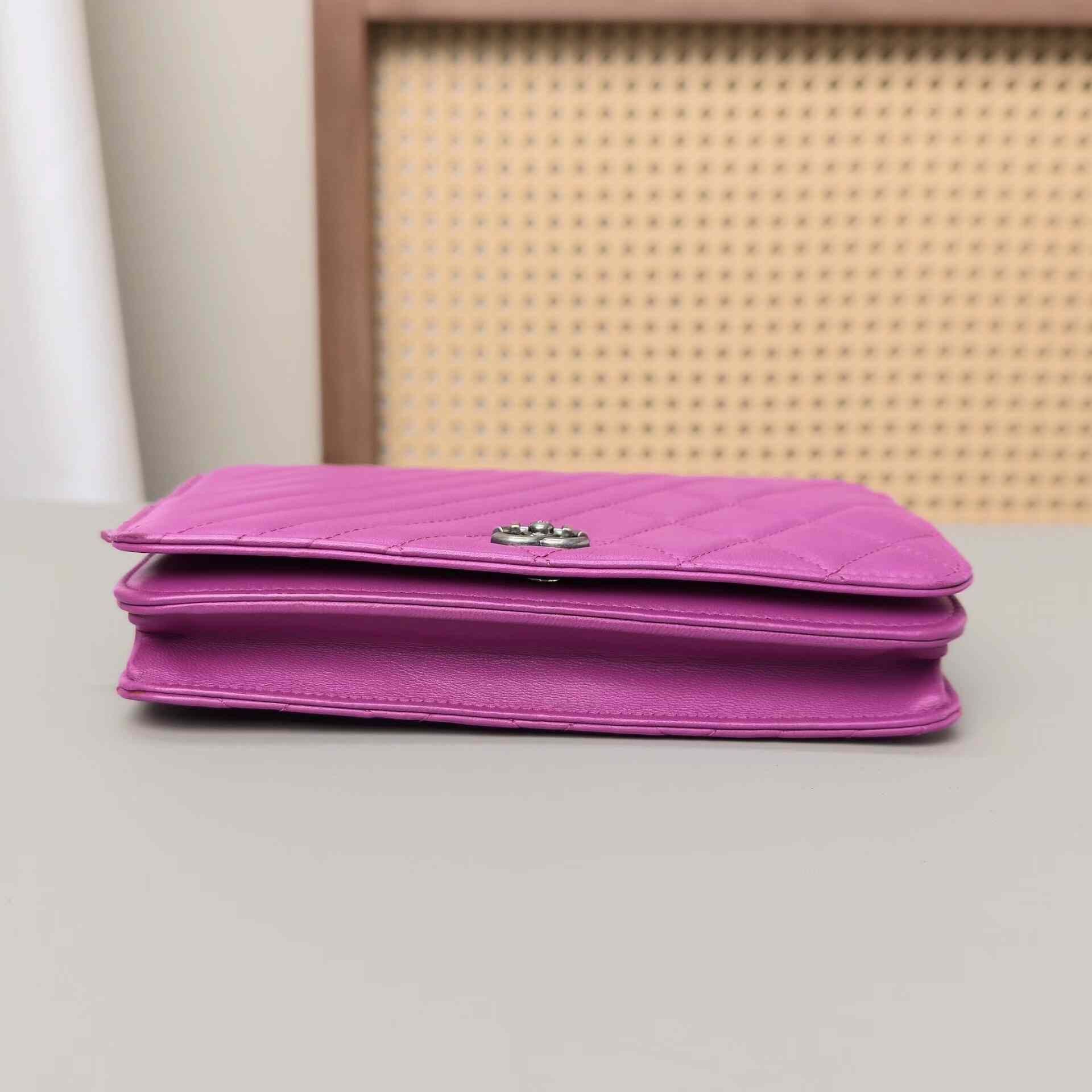 Chanel Pre-loved Bag Very good condition Size ONE SIZE - 5 Thumbnail