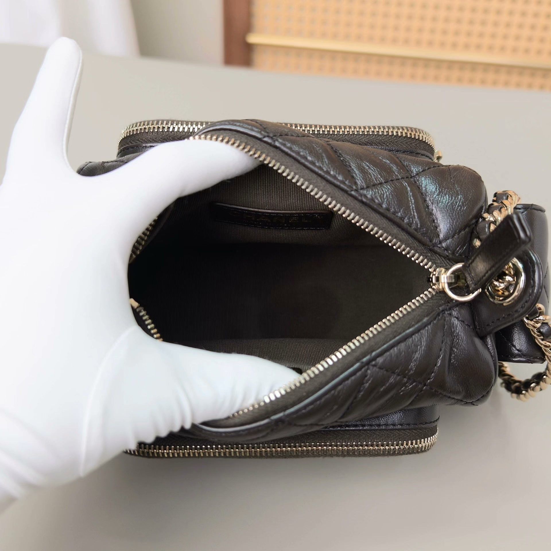 Chanel Pre-loved Bag Very good condition Size ONE SIZE - 6 Thumbnail