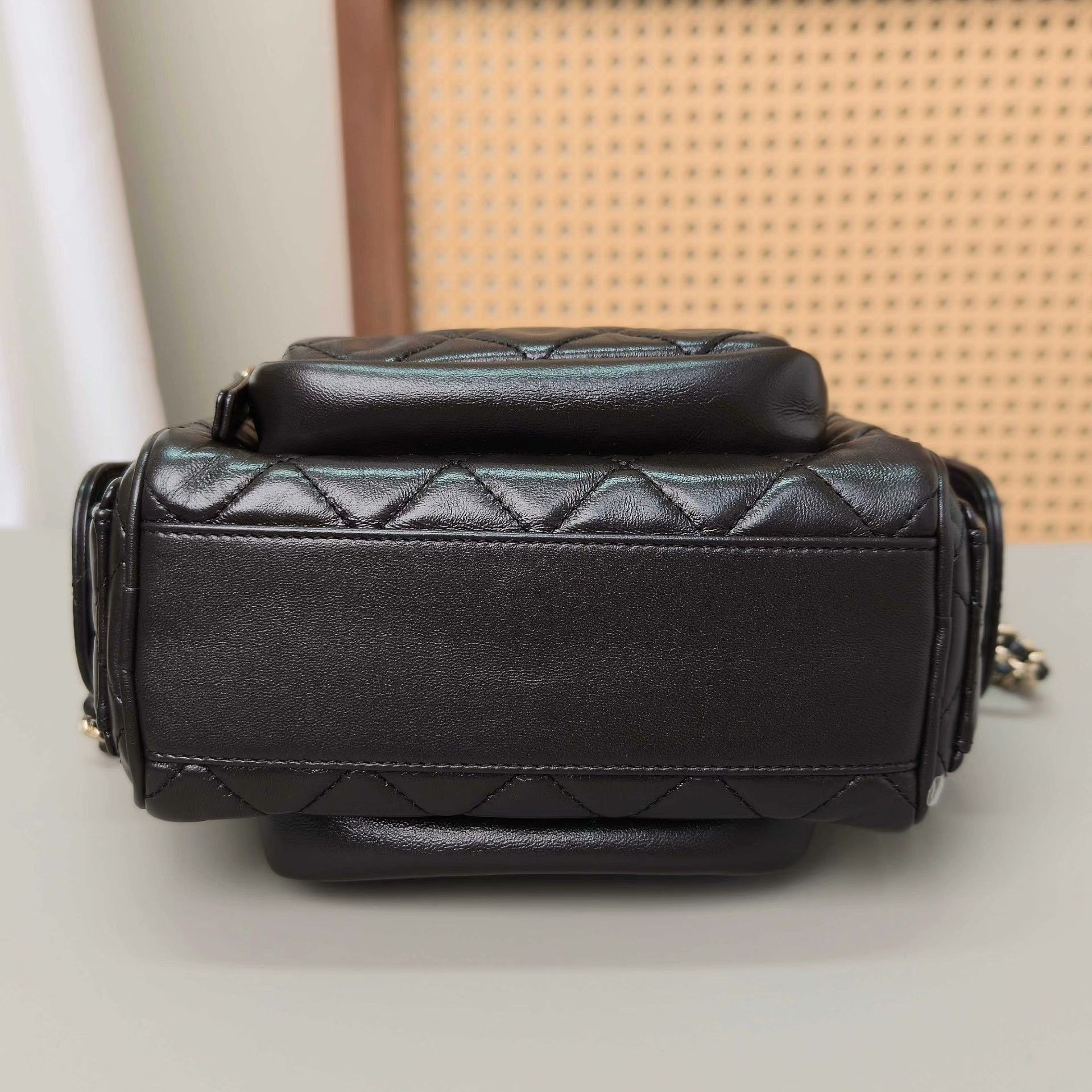 Chanel Pre-loved Bag Very good condition Size ONE SIZE - 5 Thumbnail