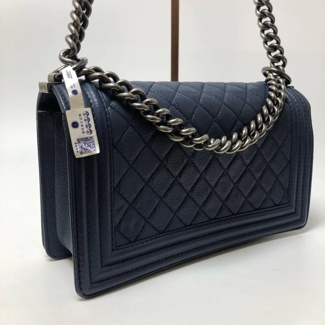 Chanel Pre-loved Bag Very good condition Size ONE SIZE - 5 Thumbnail