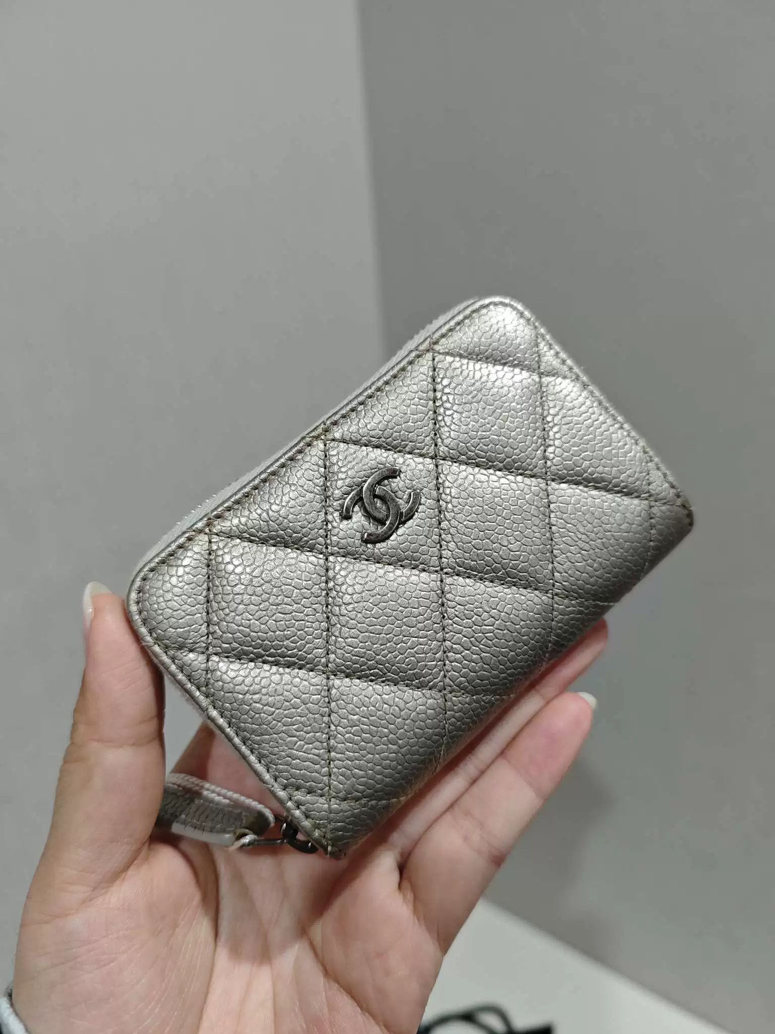 Chanel Pre-loved Bag Very good condition Size ONE SIZE - 2 Thumbnail