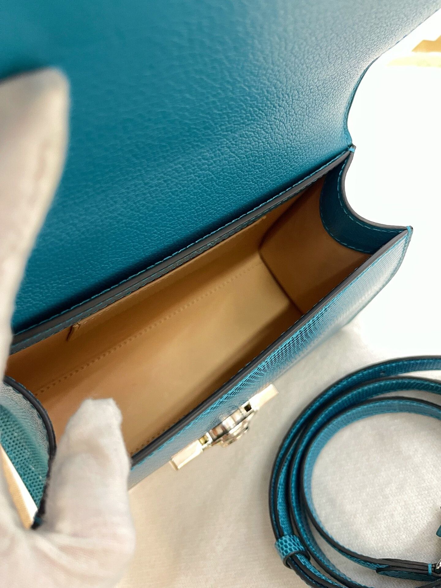 Moynat Pre-loved Bag Very good condition Size ONE SIZE - 8 Thumbnail