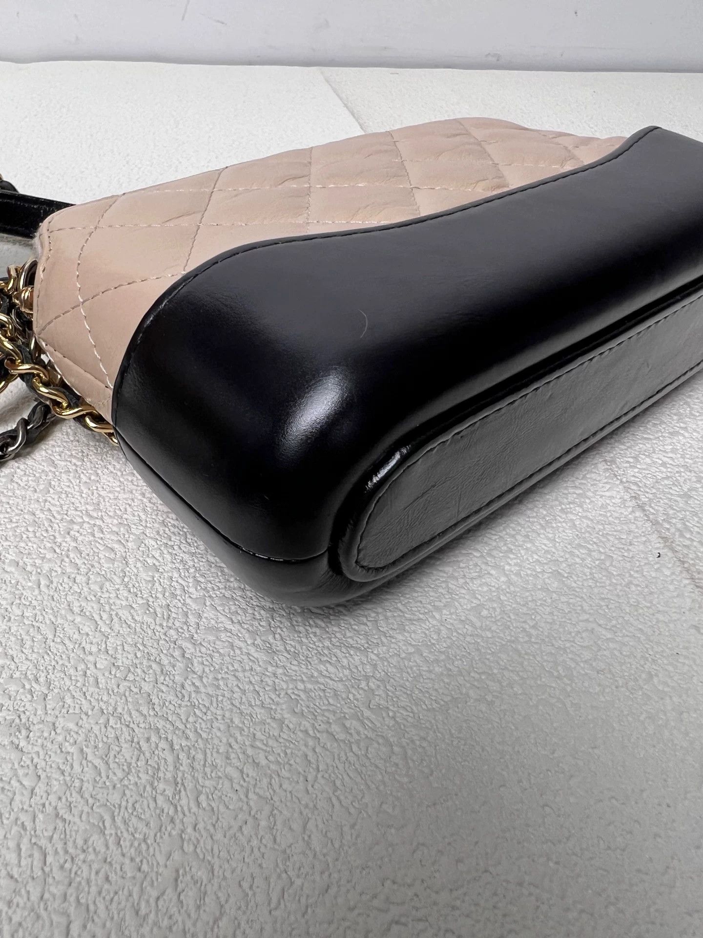 Chanel Pre-loved Bag Very good condition Size ONE SIZE - 7 Thumbnail