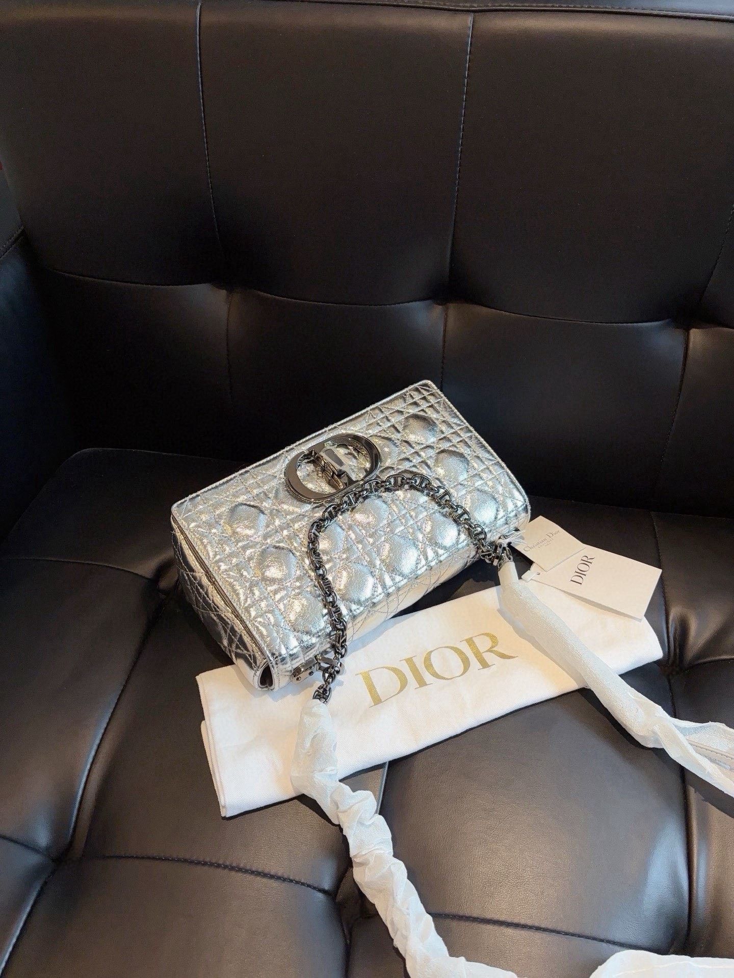 Dior Pre-loved Bag Very good condition Size ONE SIZE - 4 Thumbnail