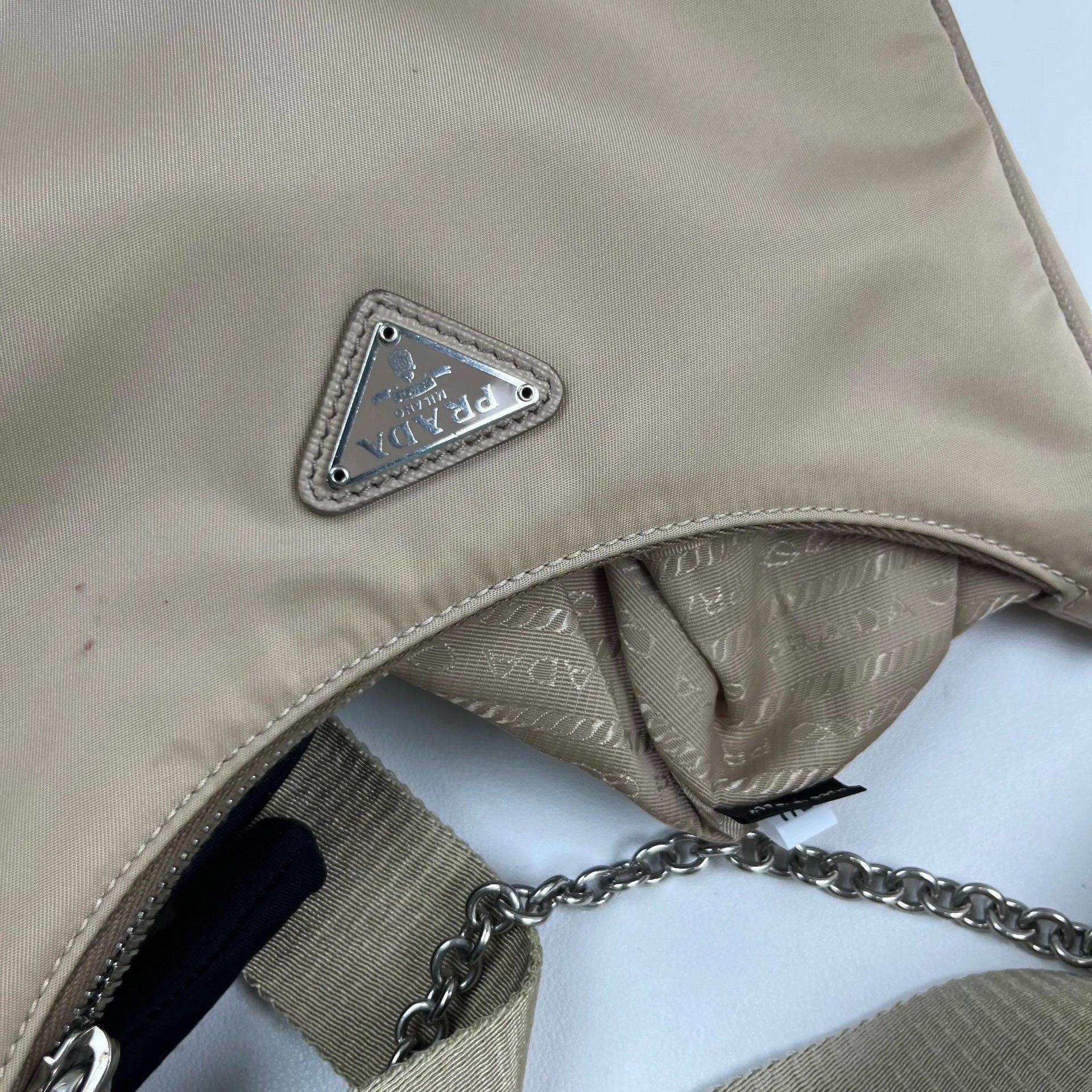 Prada Pre-loved Bag Very good condition Size ONE SIZE - 8 Thumbnail