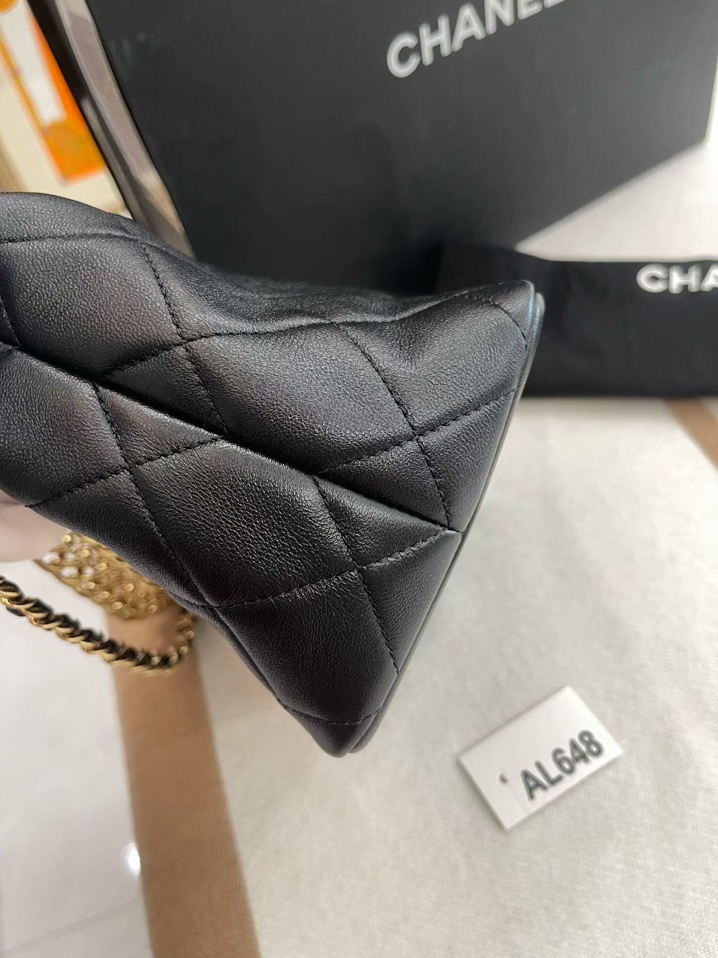 Chanel Pre-loved Bag Very good condition Size ONE SIZE - 7 Thumbnail