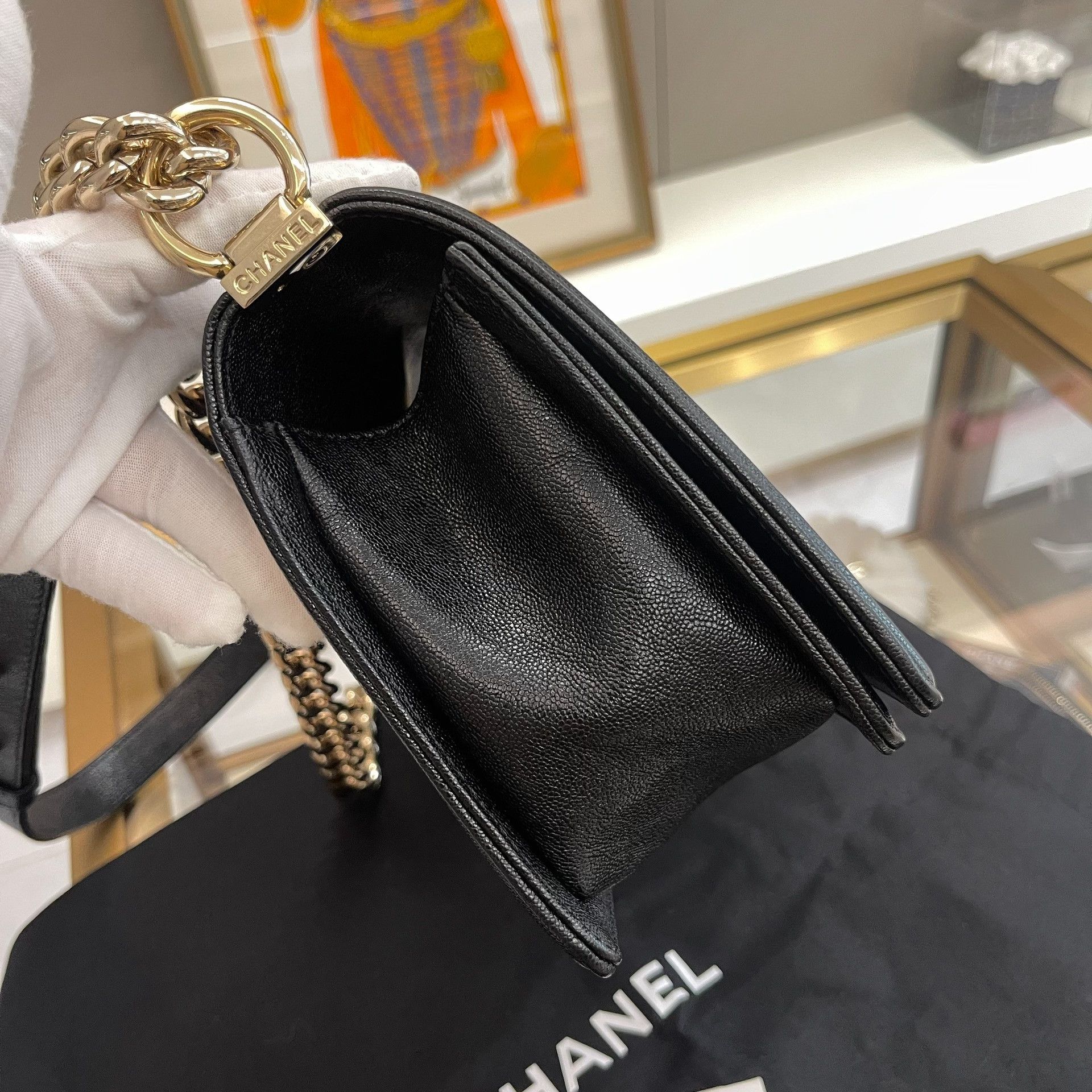 Chanel Pre-loved Bag Very good condition Size ONE SIZE - 5 Thumbnail