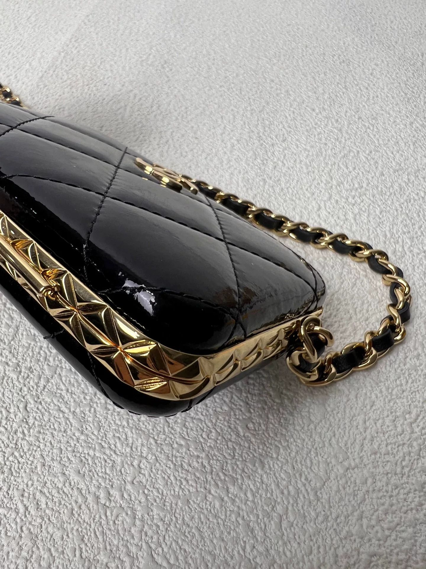 Chanel Pre-loved Bag Very good condition Size ONE SIZE - 3 Thumbnail