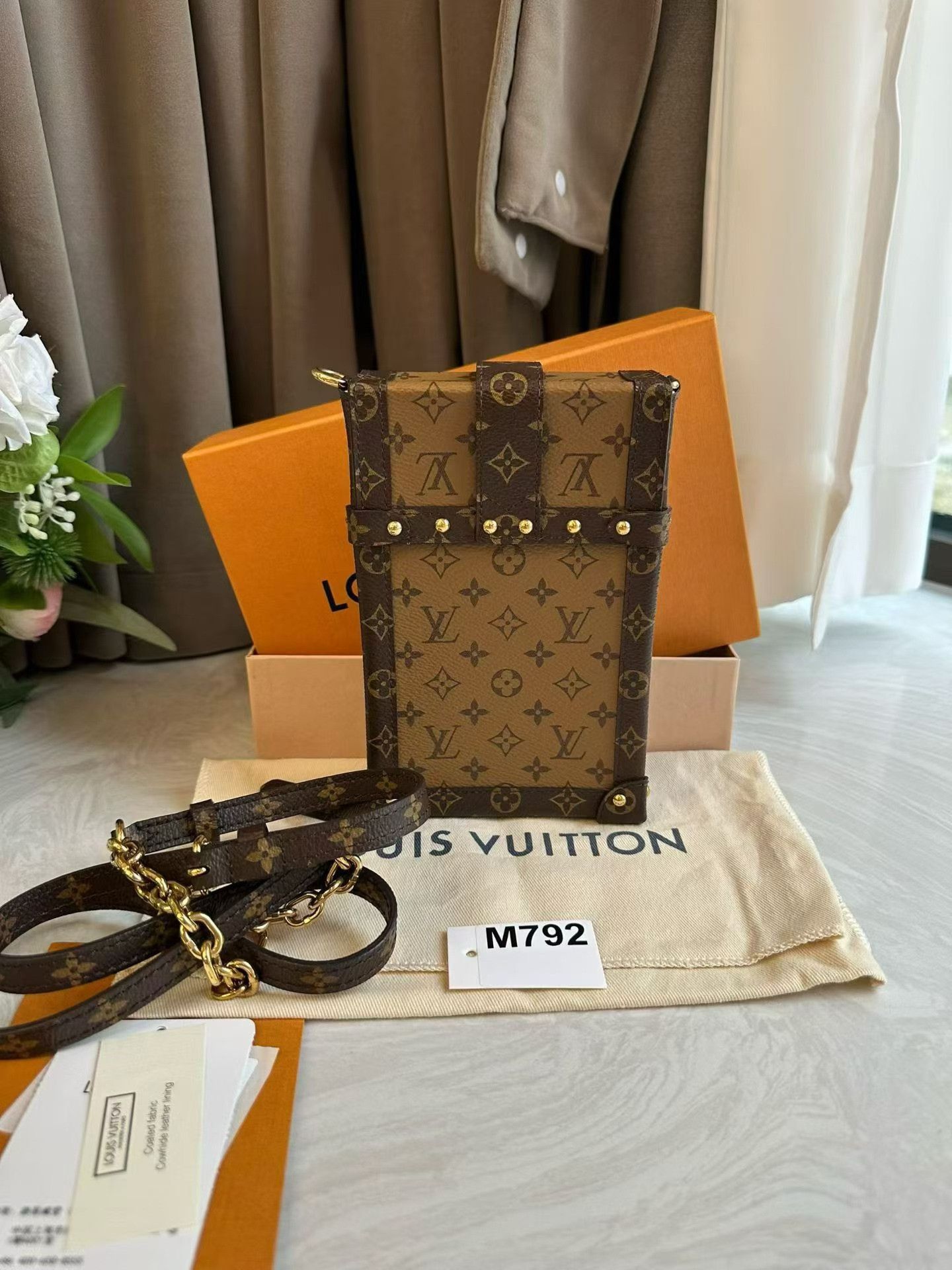 Louis Vuitton Pre-loved Bag Very good condition Size ONE SIZE - 6 Thumbnail