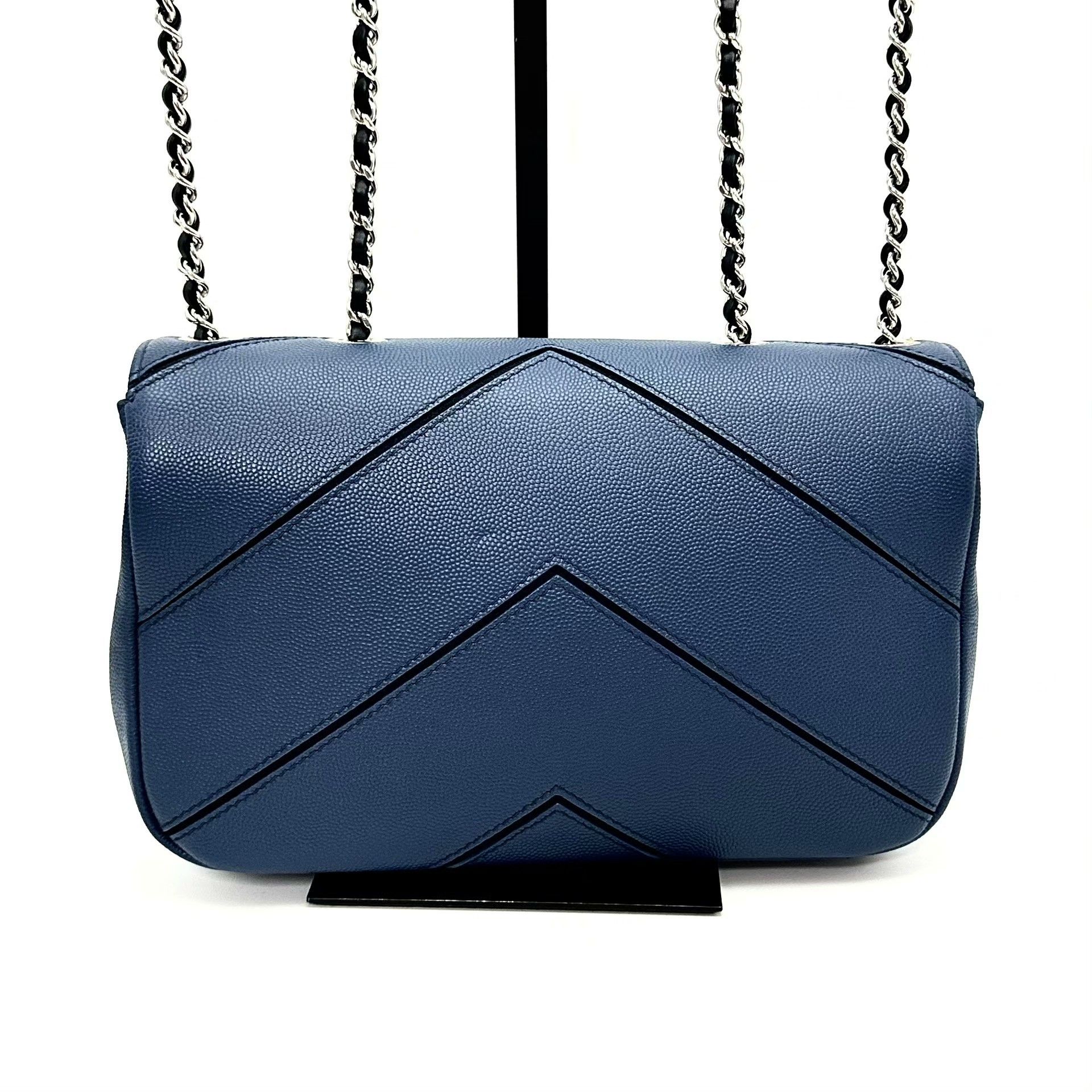 Chanel Pre-loved Bag Very good condition Size ONE SIZE - 2 Thumbnail