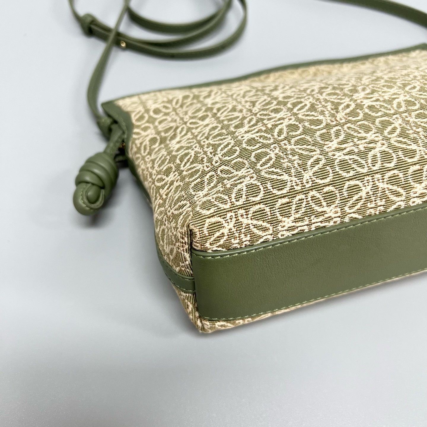 Loewe Pre-loved Bag Very good condition Size ONE SIZE - 5 Thumbnail