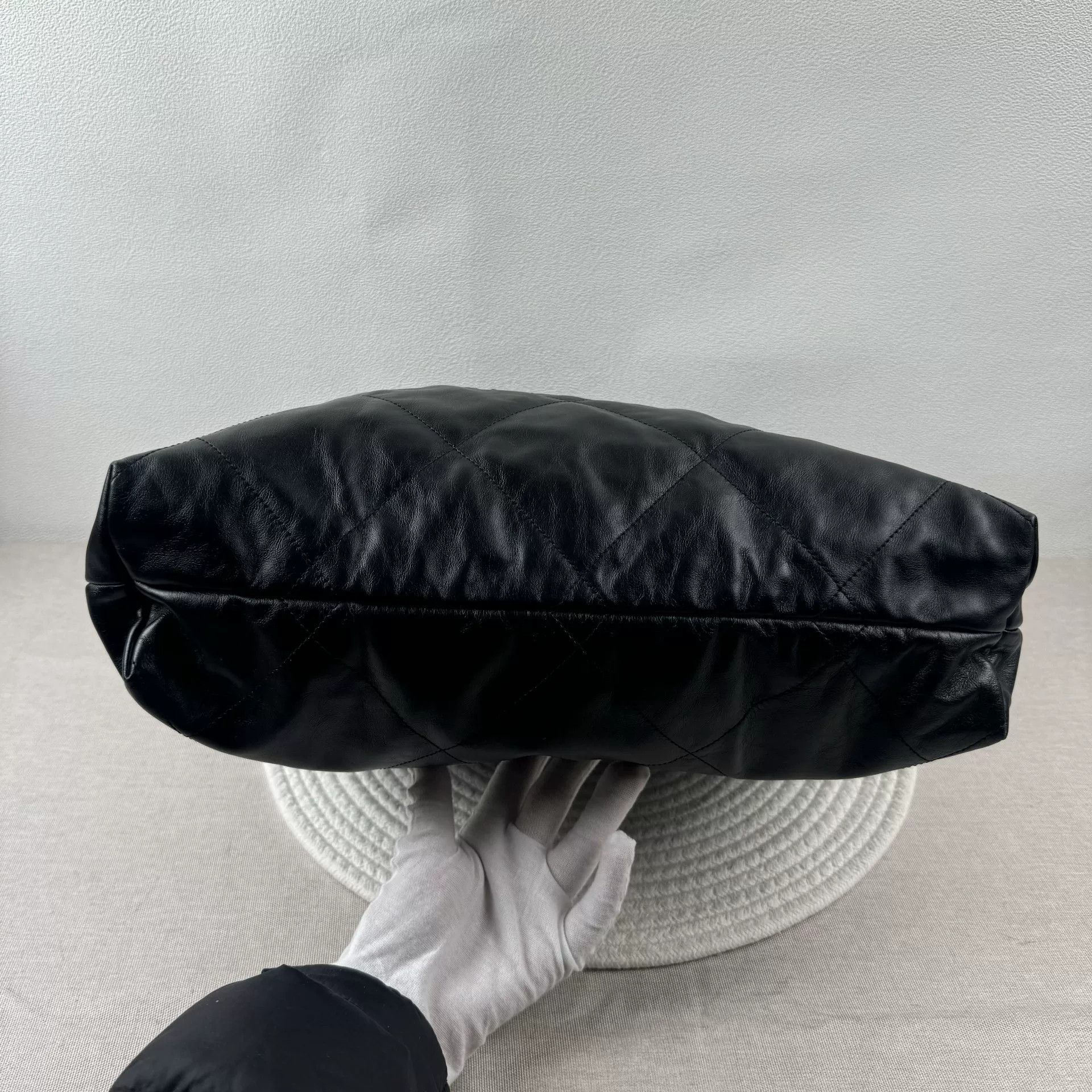 Chanel Pre-loved Bag Very good condition Size ONE SIZE - 2 Thumbnail